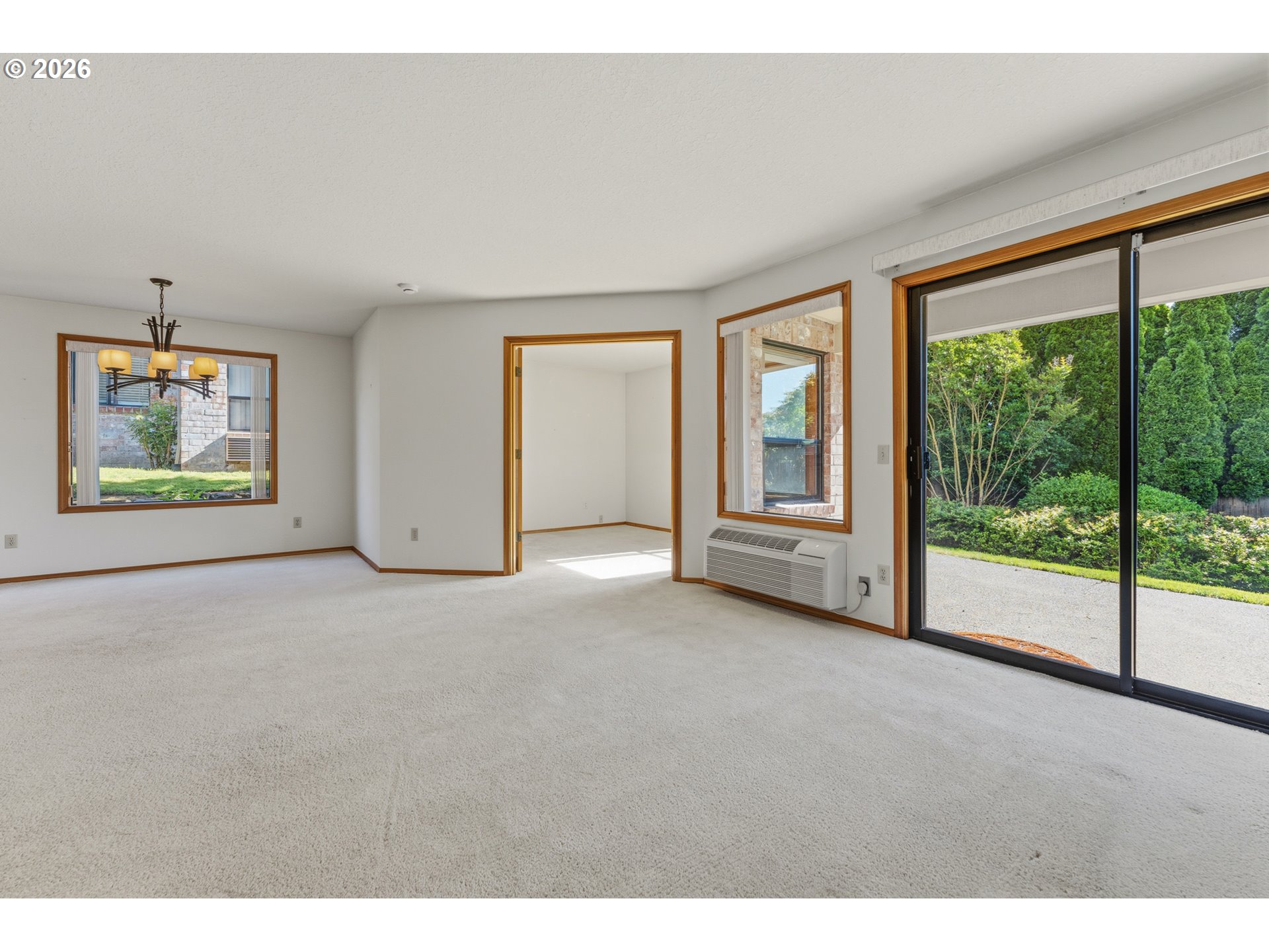 Photo #14: 420286770 Listing: Photo #14