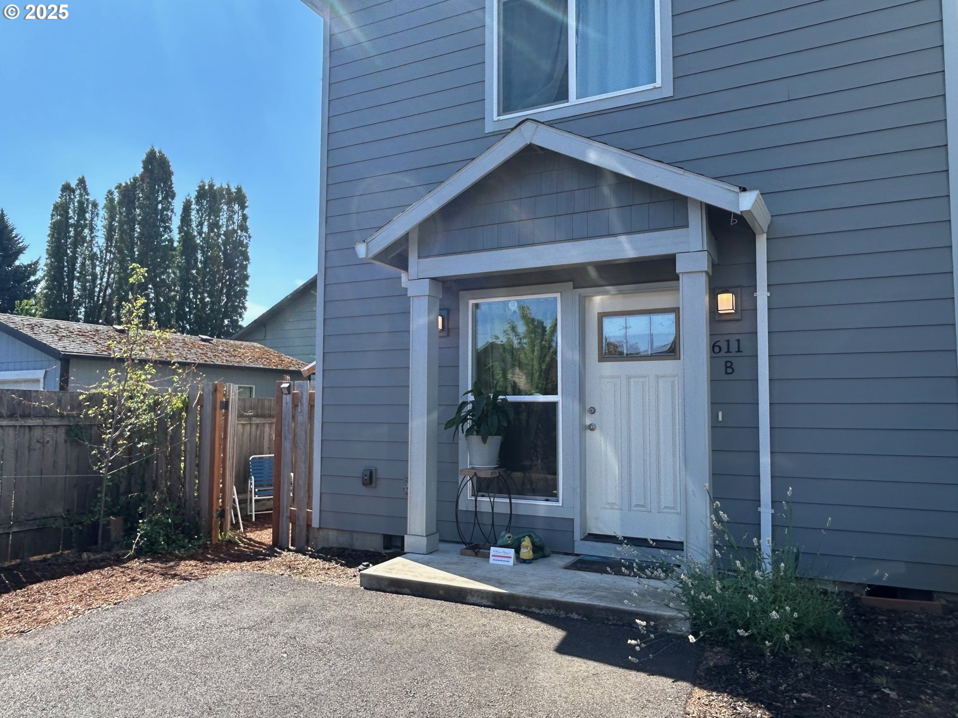 Photo #2: 420337417 Listing: Photo #2