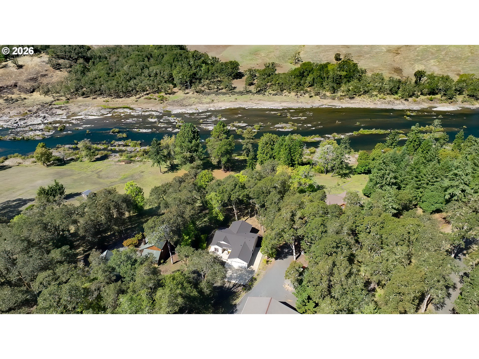 9600 SOUTH BANK DR, Roseburg, OR 97470, Roseburg