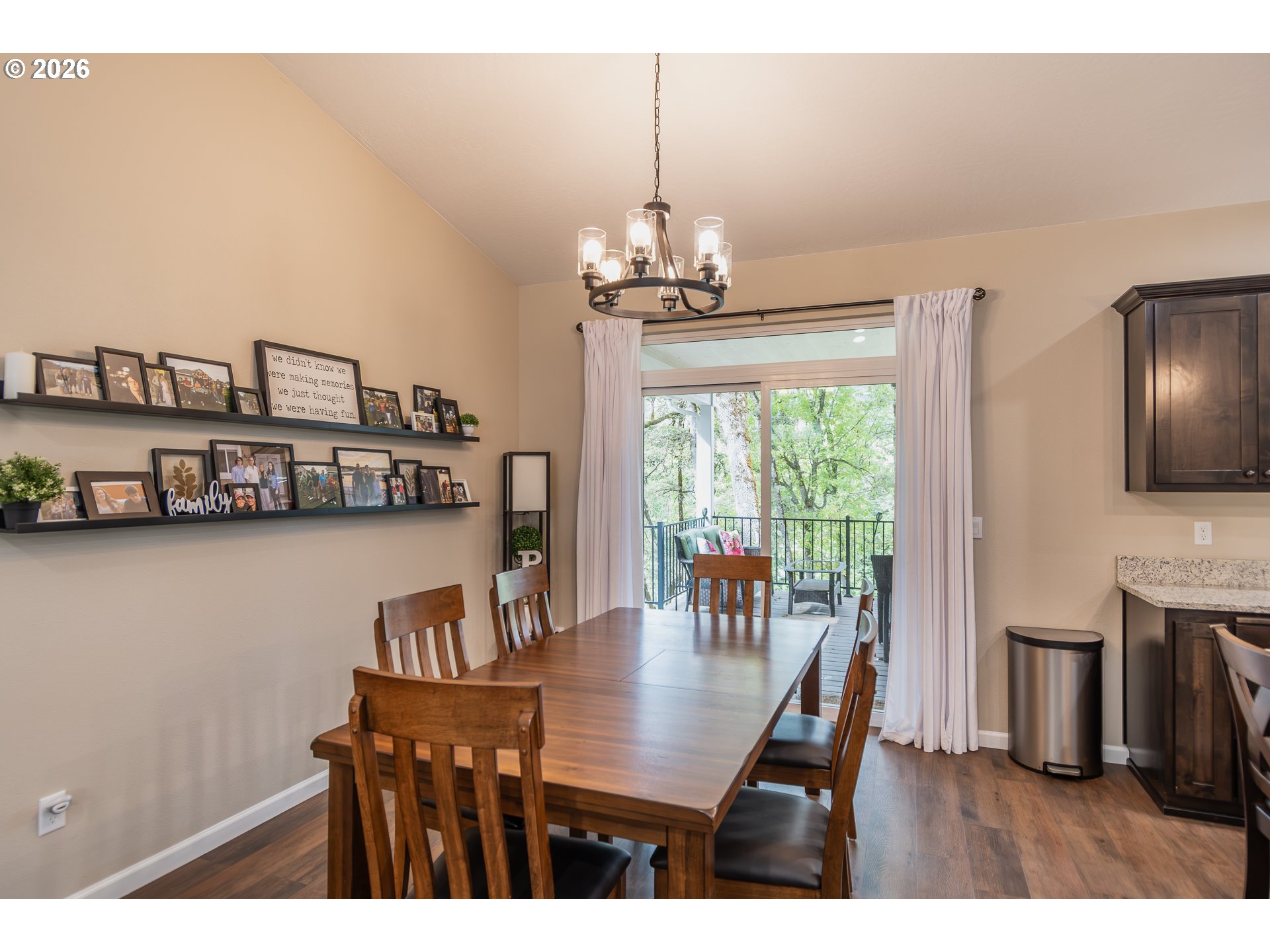 Property photo 9 of 45