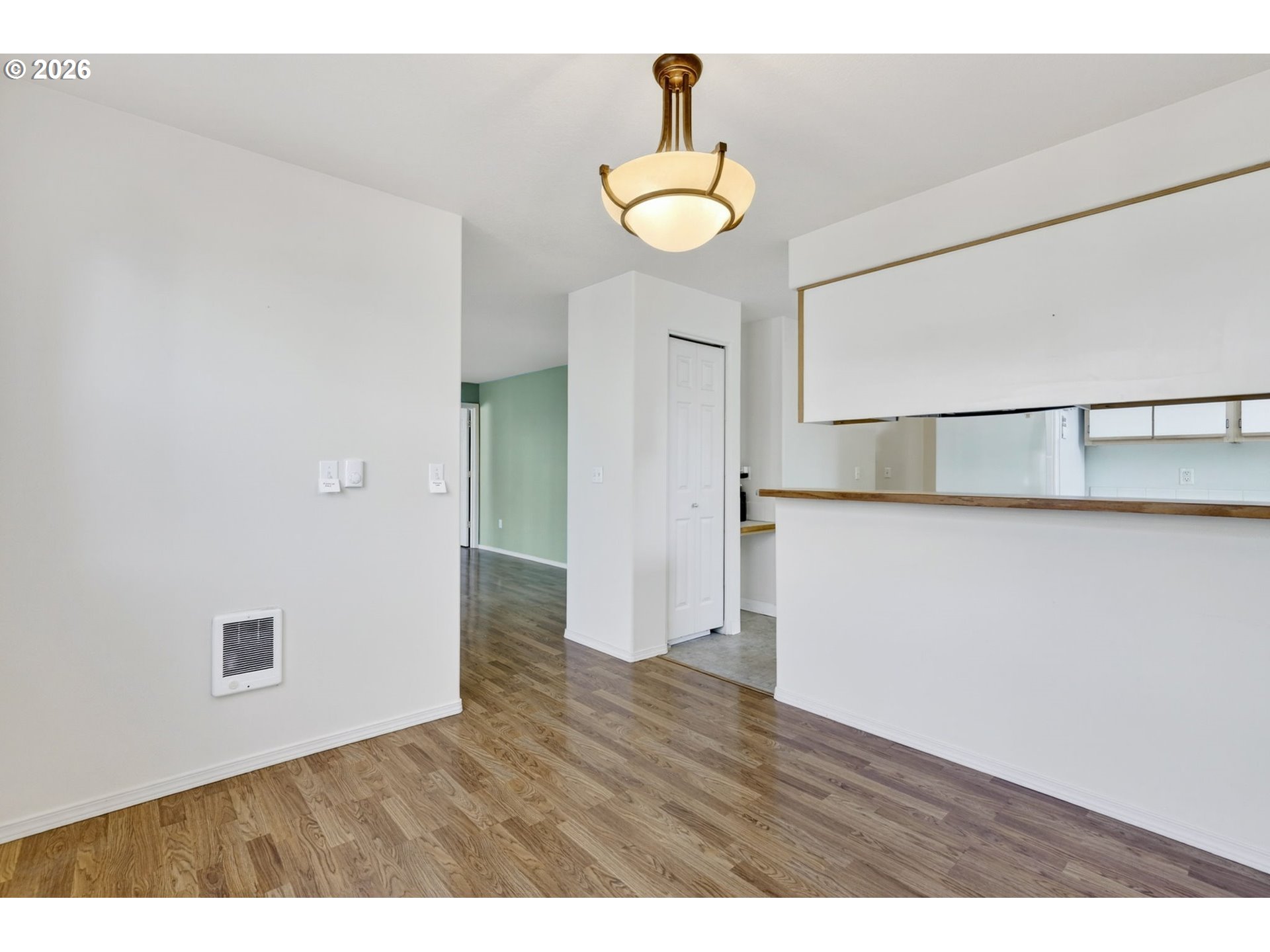 Photo #19: 421297742 Listing: Photo #19