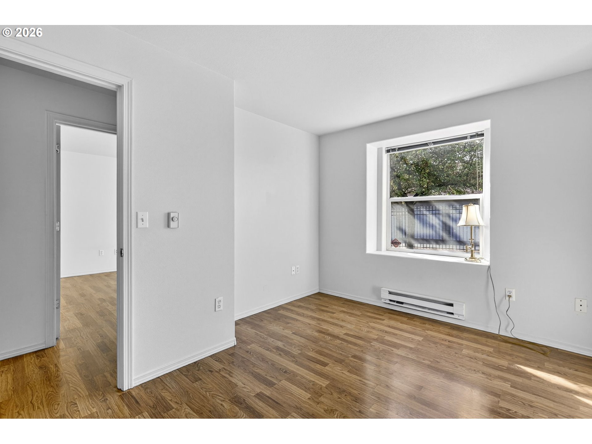 Photo #5: 421297742 Listing: Photo #5