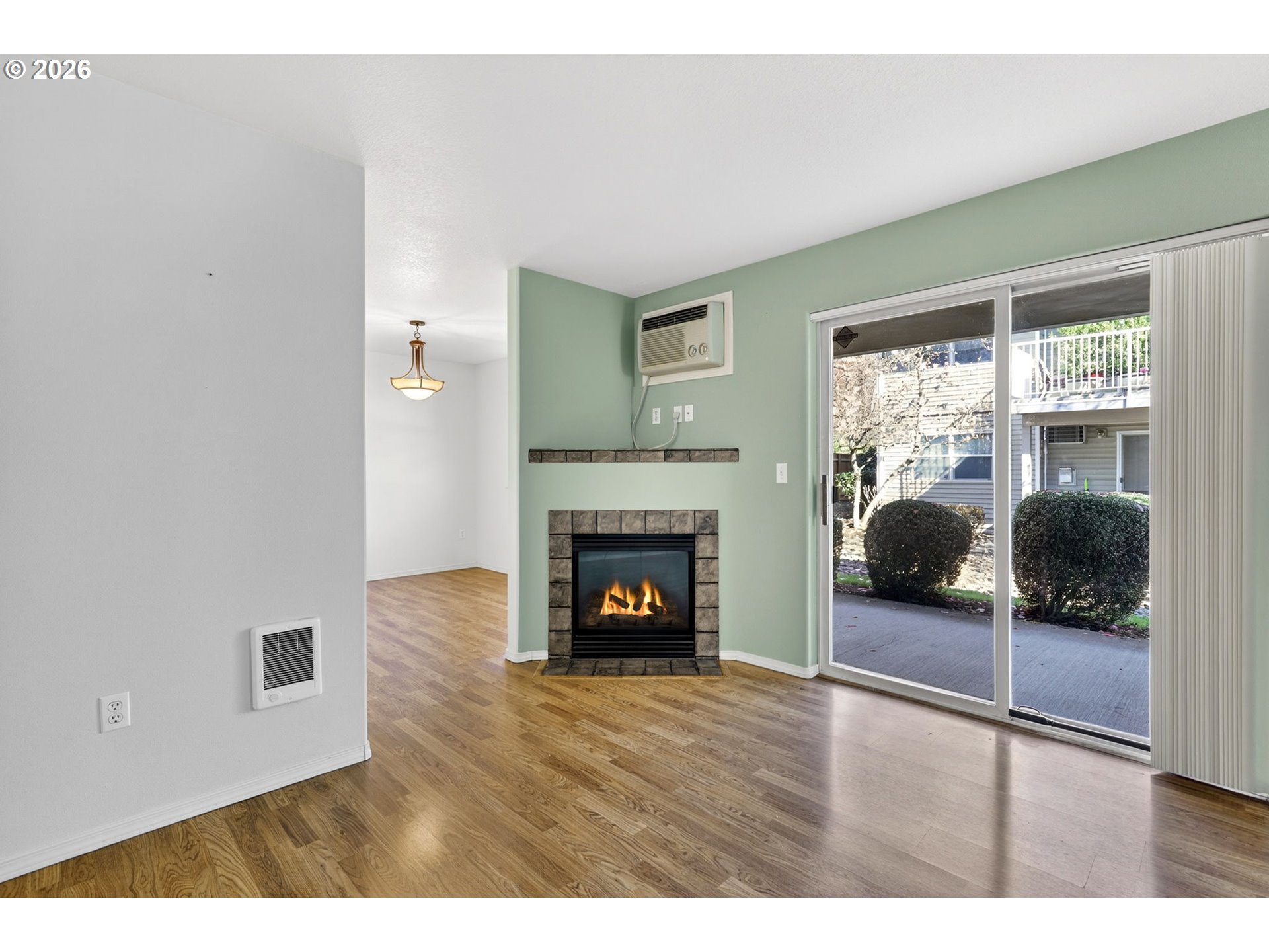 Photo #23: 421297742 Listing: Photo #23