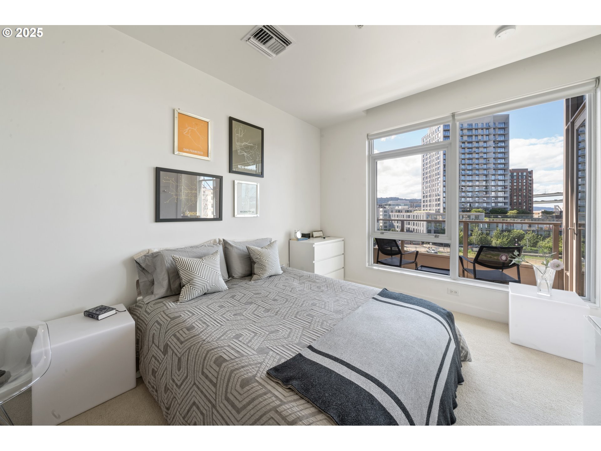 Photo #17: 422618440 Listing: Photo #17