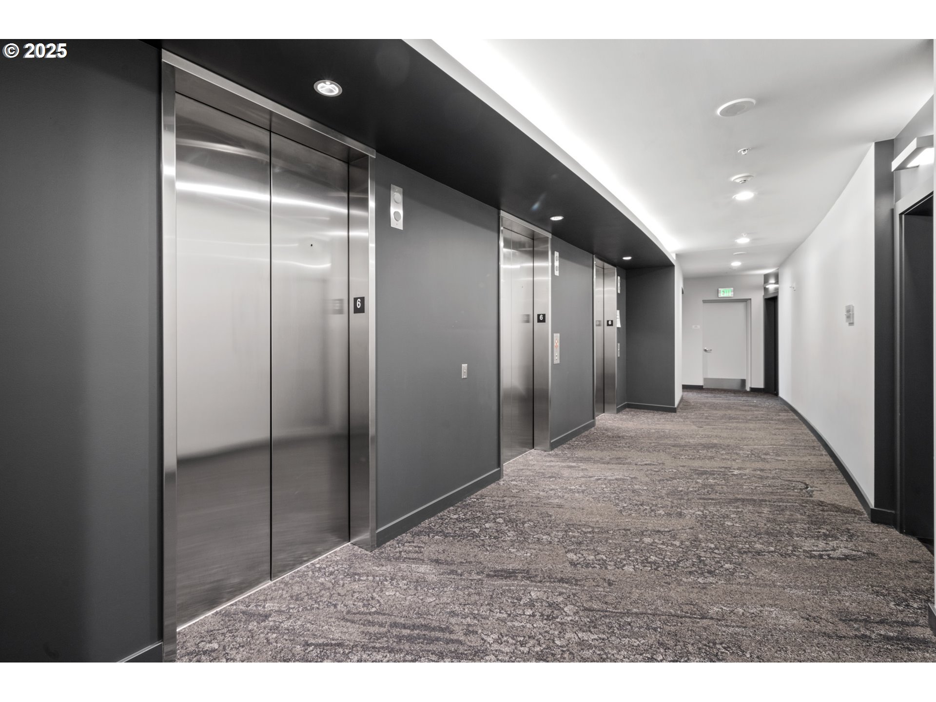 Photo #29: 422618440 Listing: Photo #29