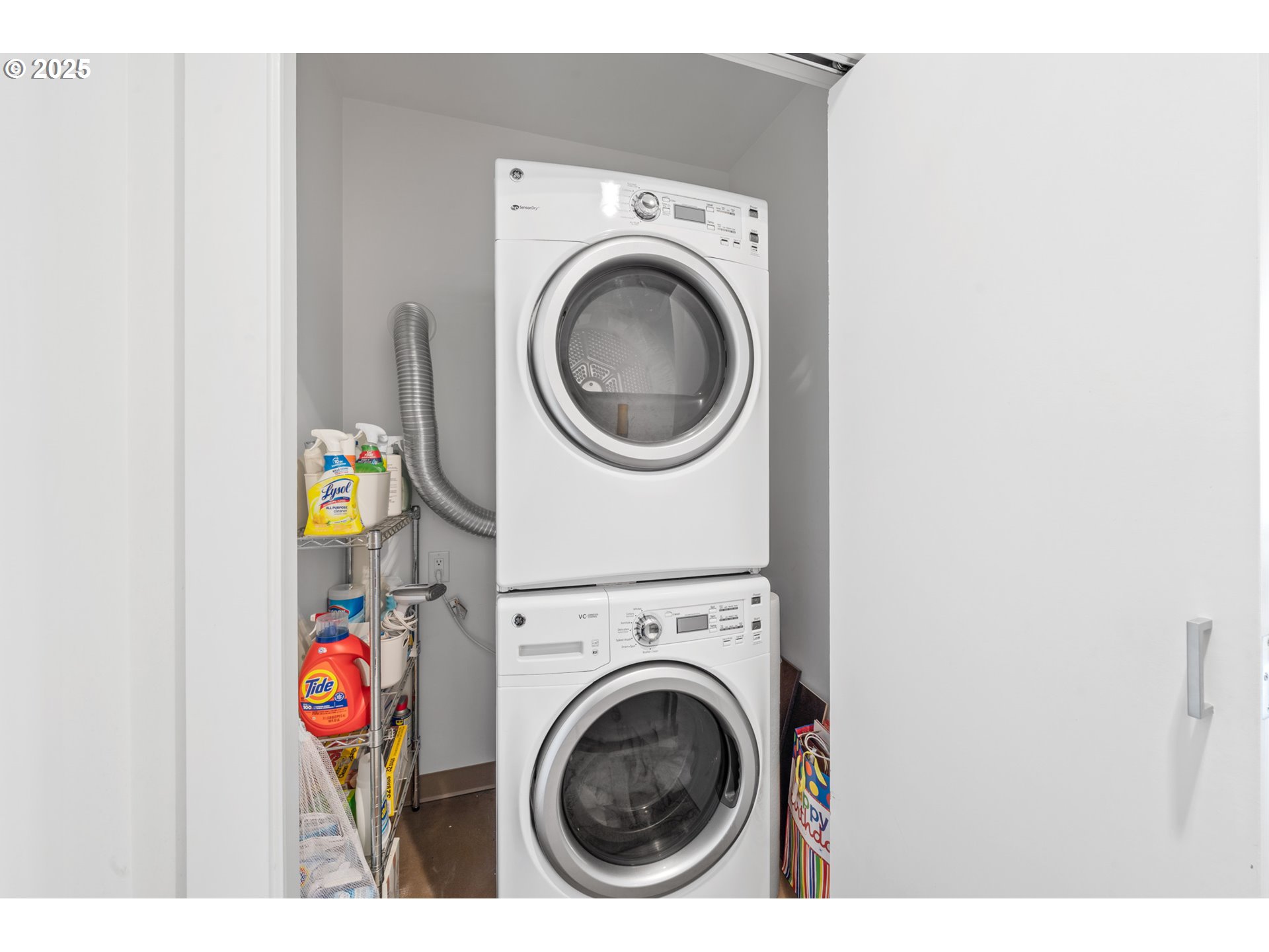 Photo #32: 422618440 Listing: Photo #32