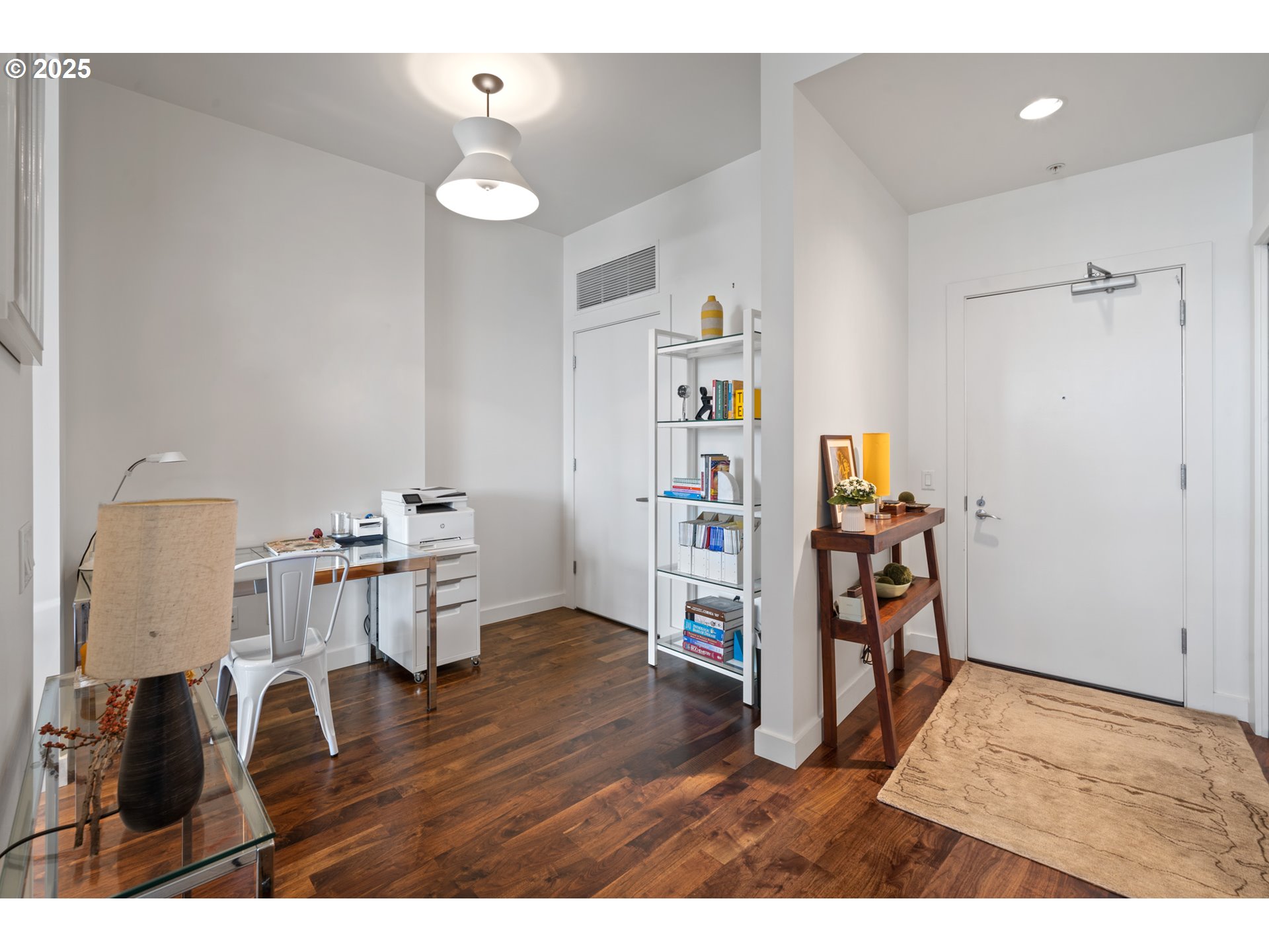 Photo #4: 422618440 Listing: Photo #4