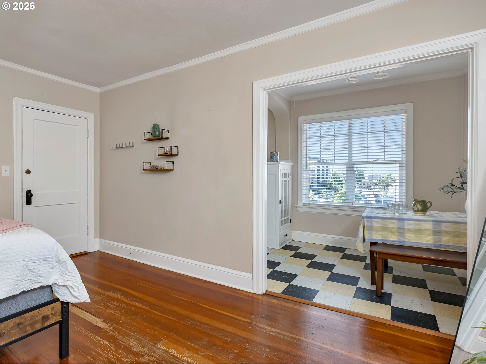 Photo #11: 423380791 Listing: Photo #11