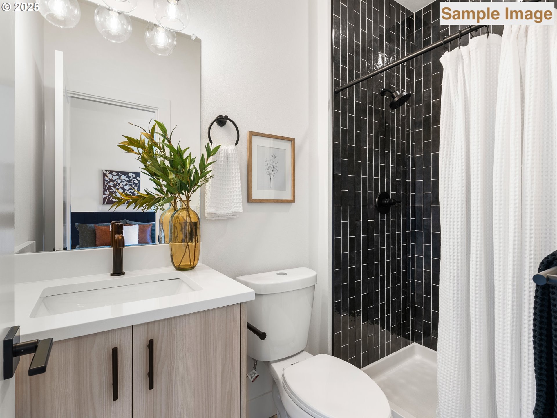 Photo #16: 424109581 Listing: Photo #16