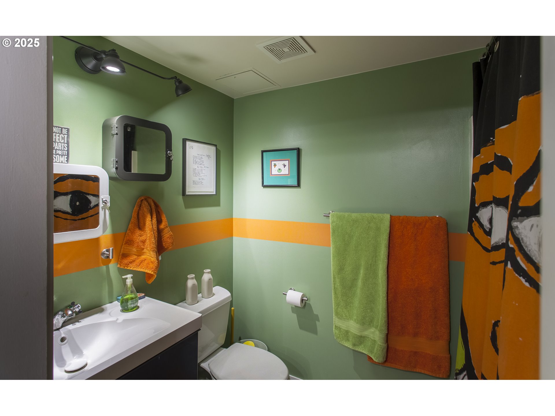 533 NE HOLLADAY ST UNIT 308, Portland, OR, 97232