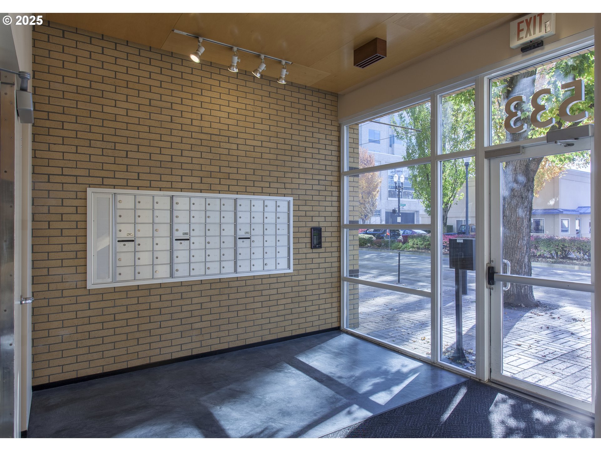 533 NE HOLLADAY ST UNIT 308, Portland, OR, 97232