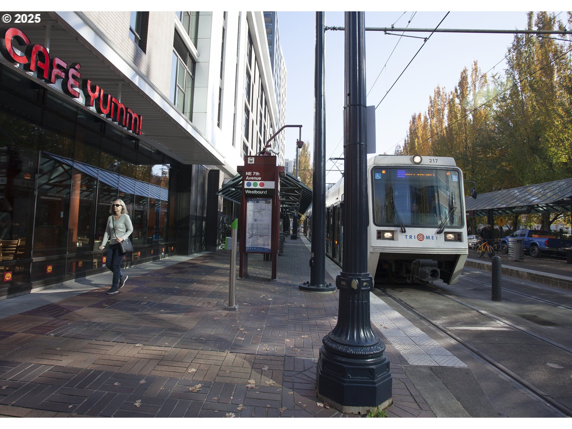 533 NE HOLLADAY ST UNIT 308, Portland, OR, 97232