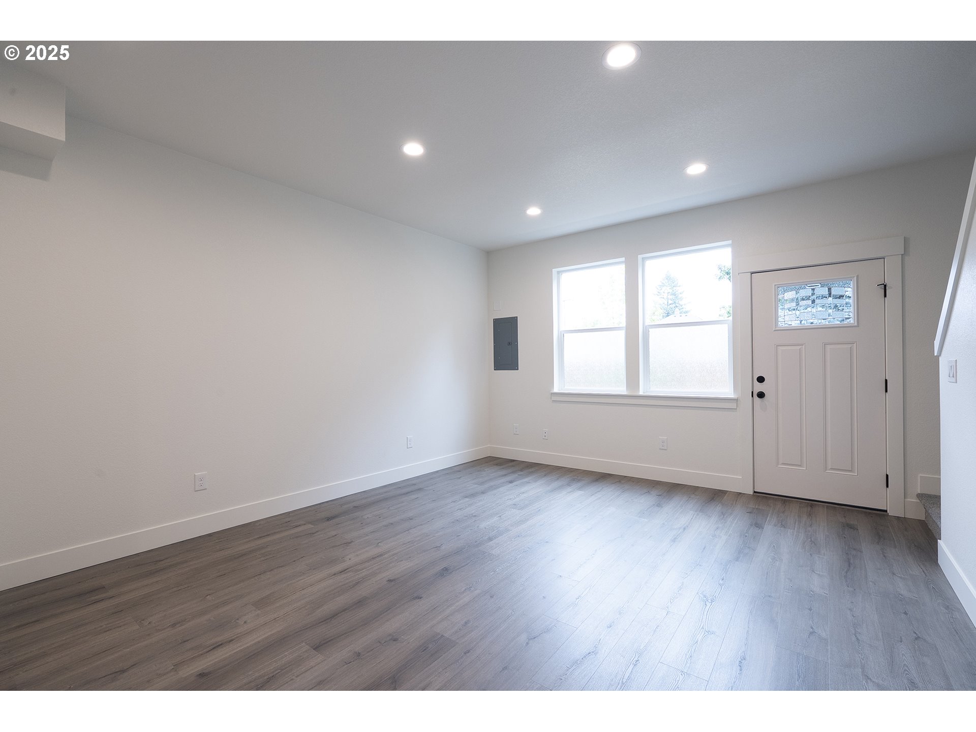 Photo #8: 425089833 Listing: Photo #8