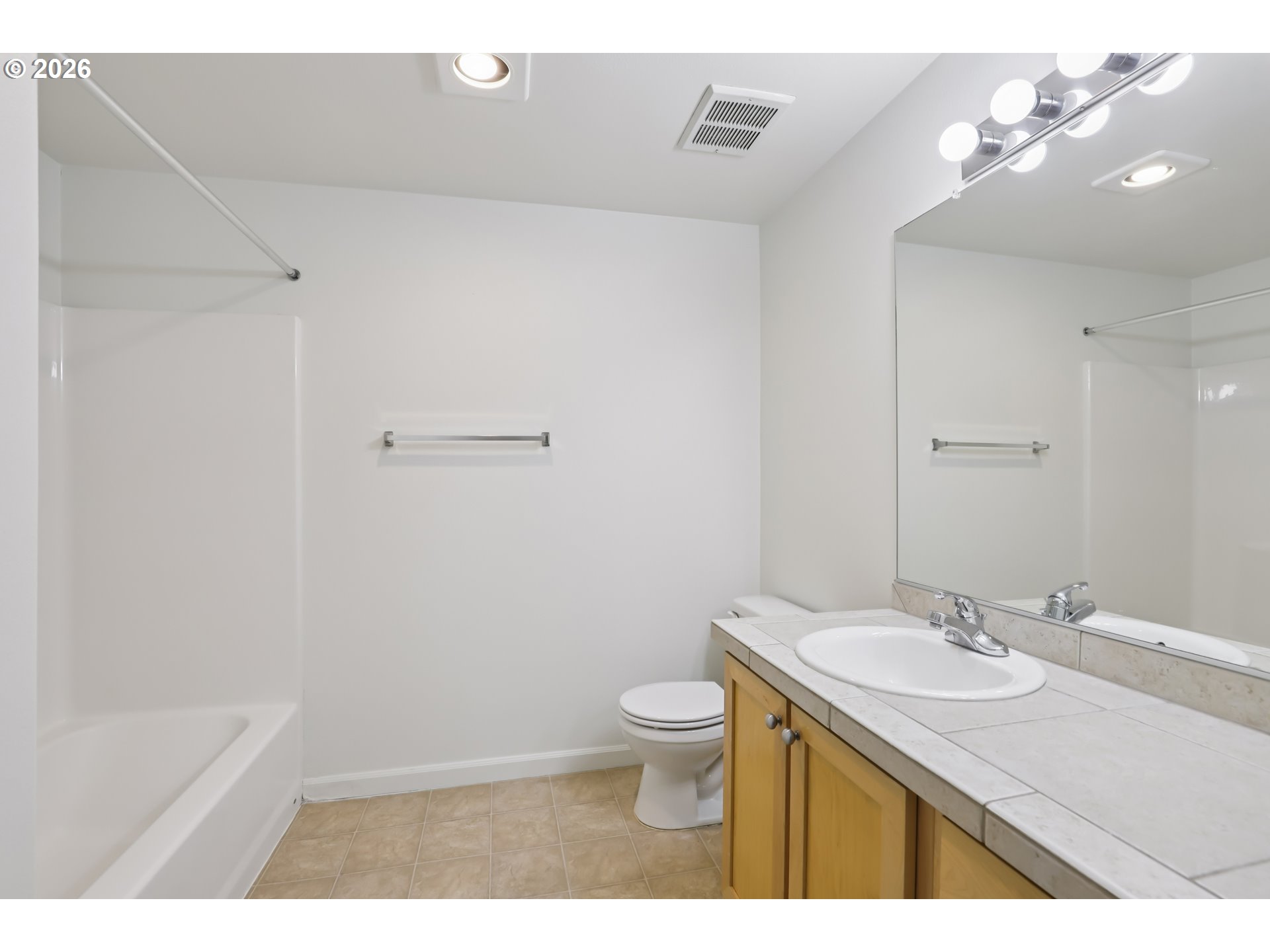 Photo #27: 425370170 Listing: Photo #27