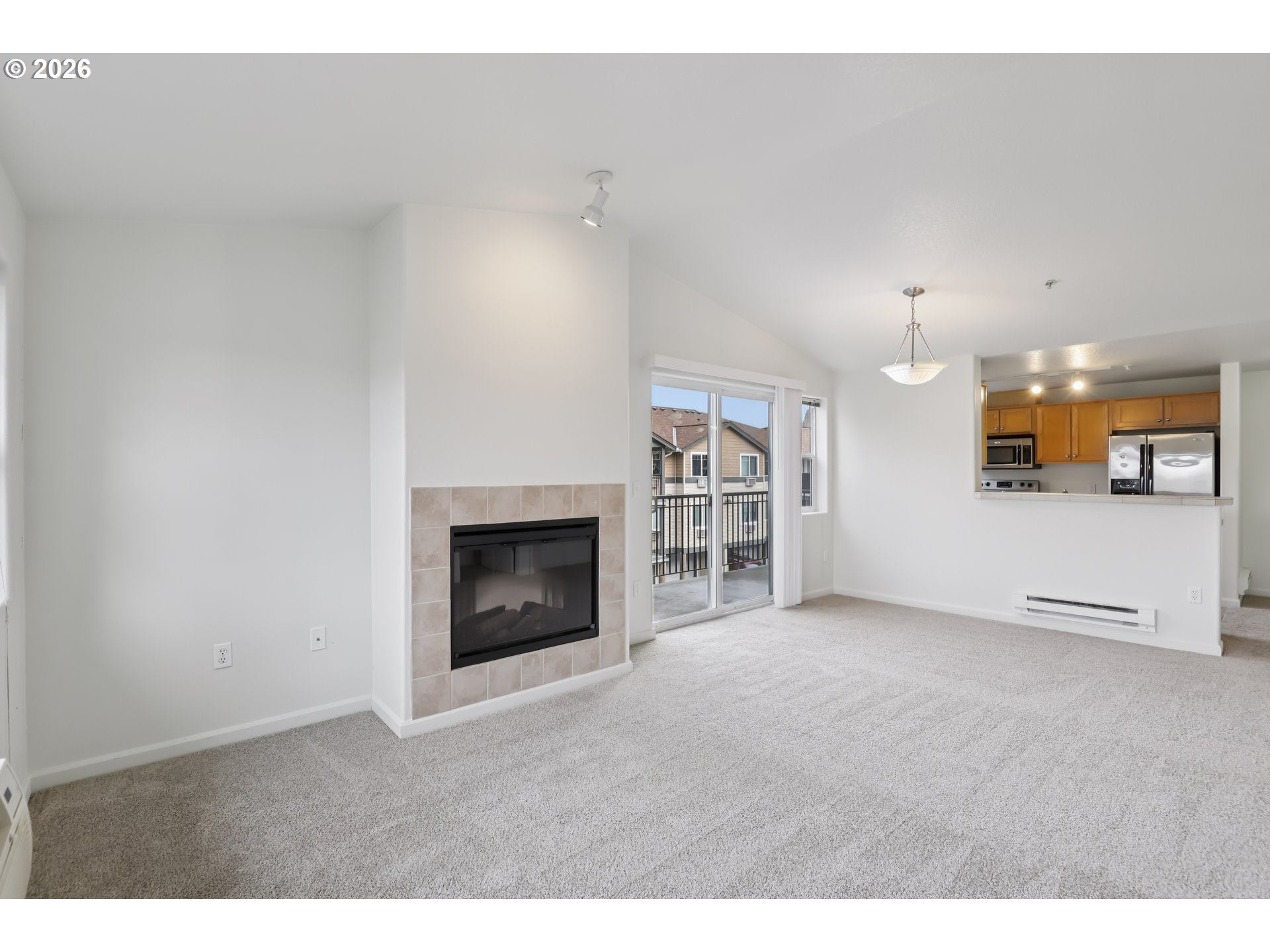 Photo #1: 425370170 Listing: Photo #1