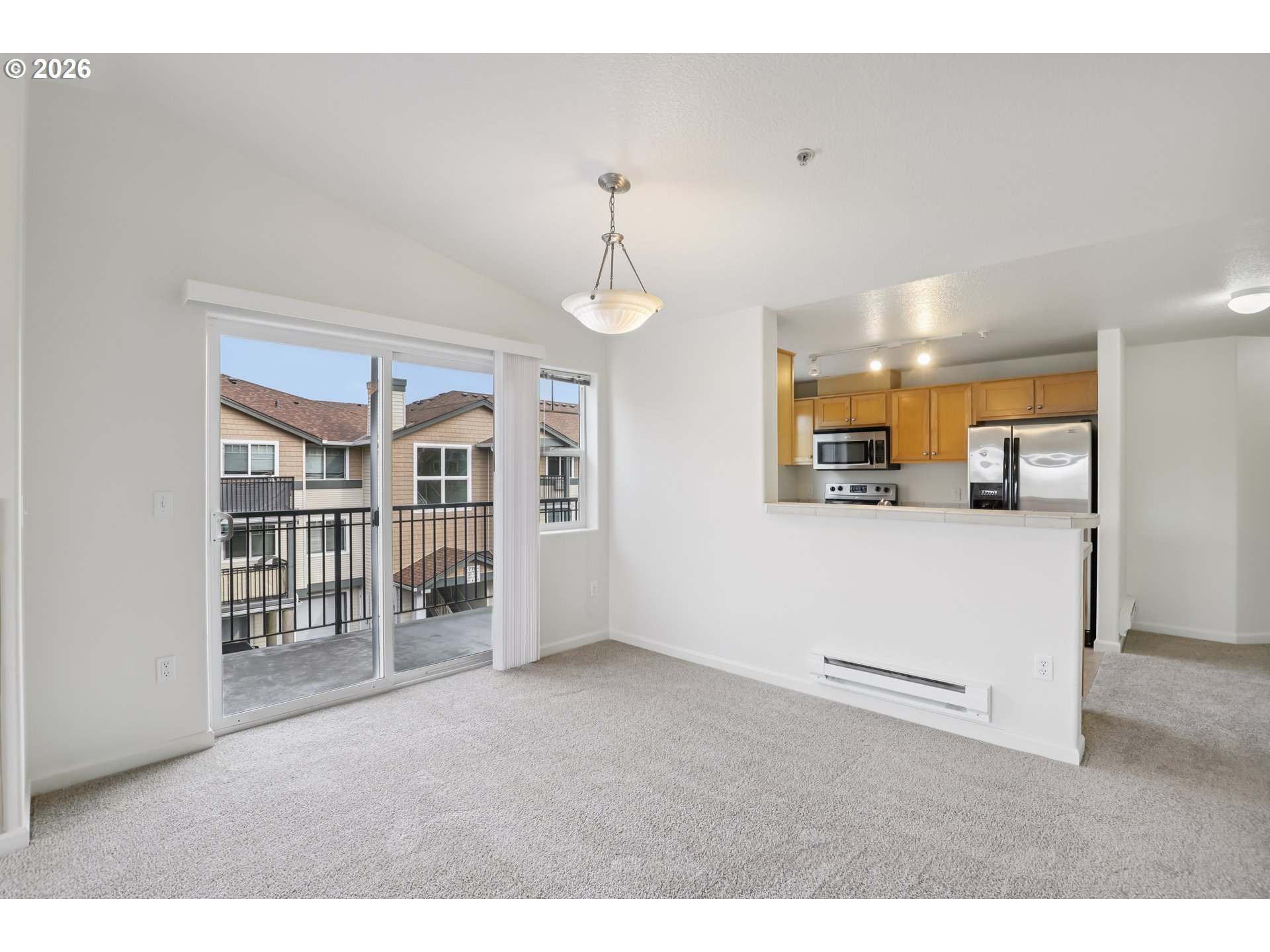 Photo #9: 425370170 Listing: Photo #9