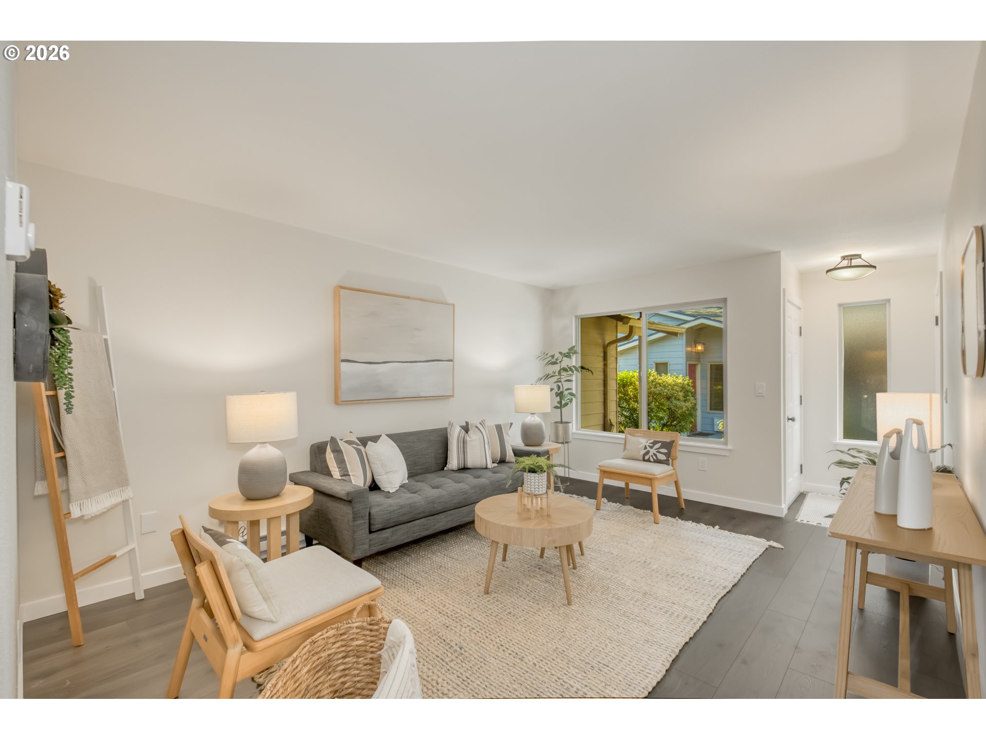 Photo #2: 426361571 Listing: Photo #2