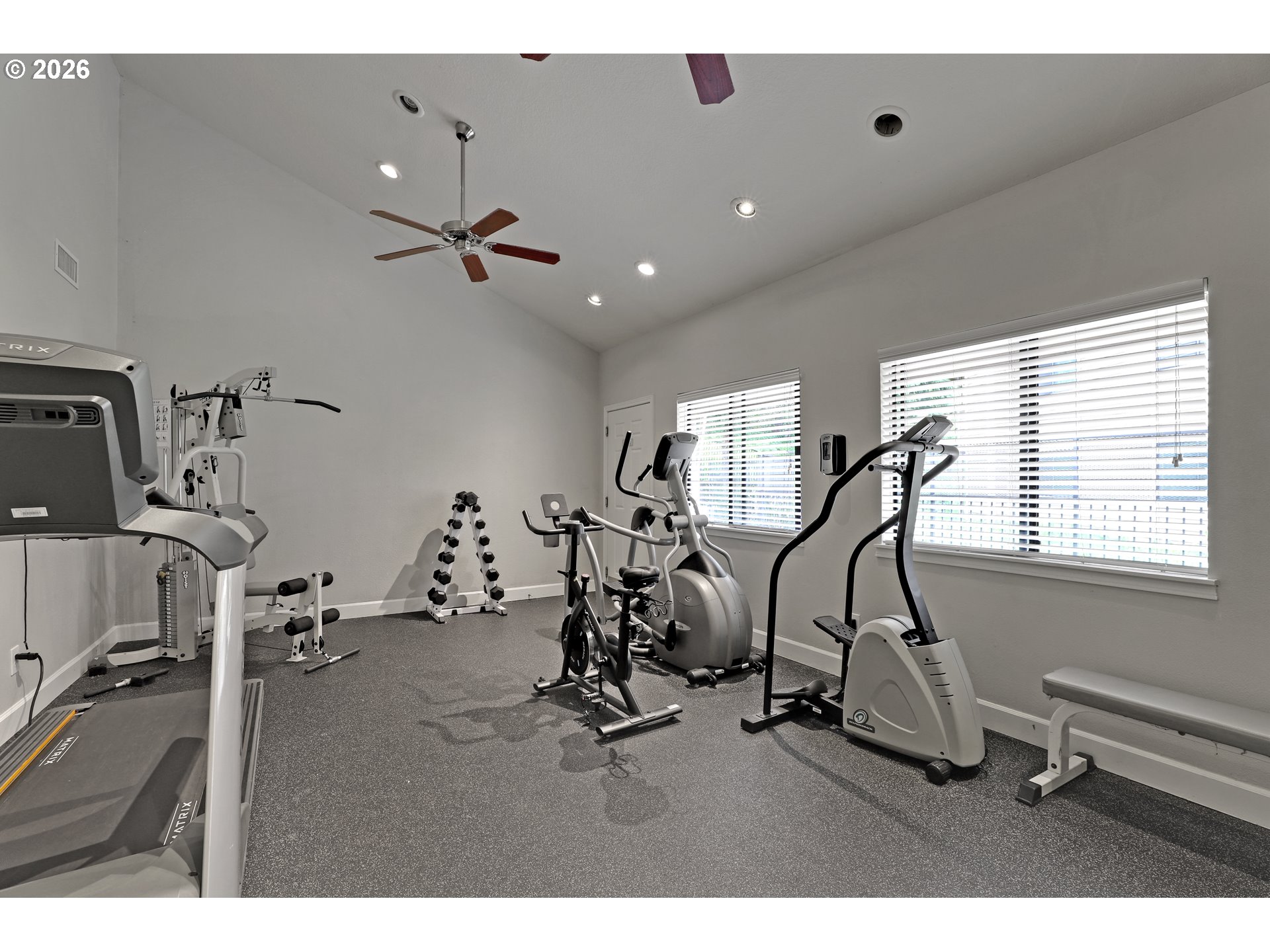Photo #1: 426523239 Listing: Photo #1