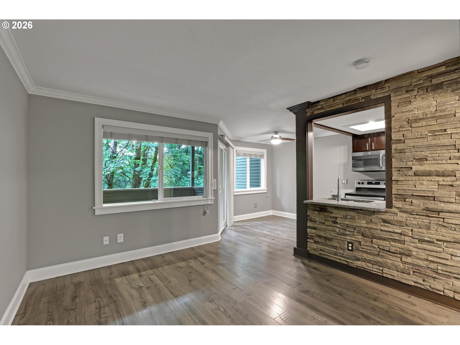 Photo #5: 426523239 Listing: Photo #5