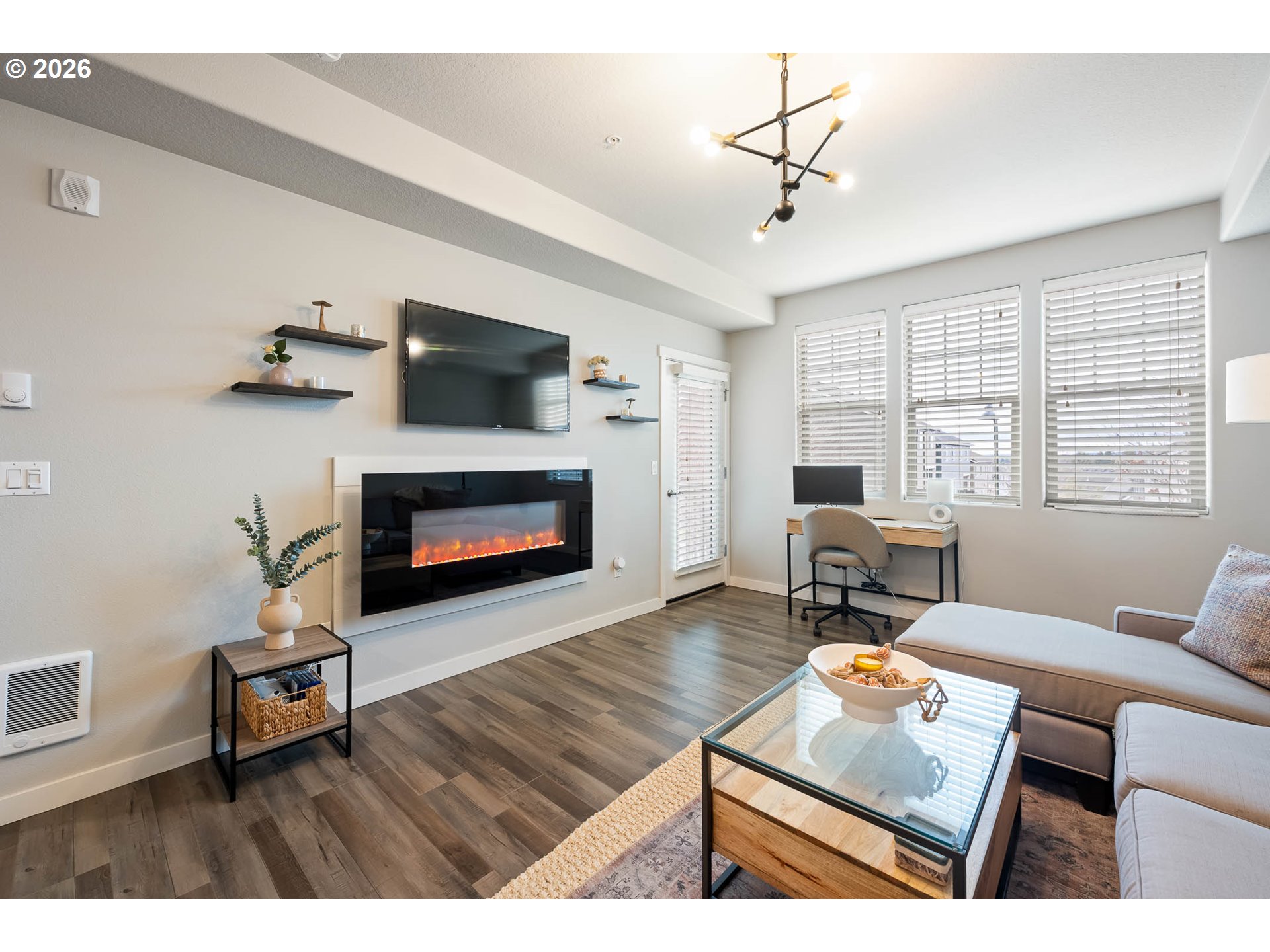 Photo #18: 426636618 Listing: Photo #18