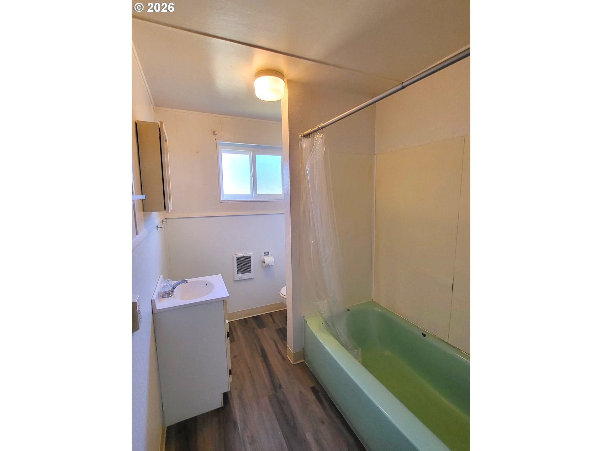 Property photo 5 of 12