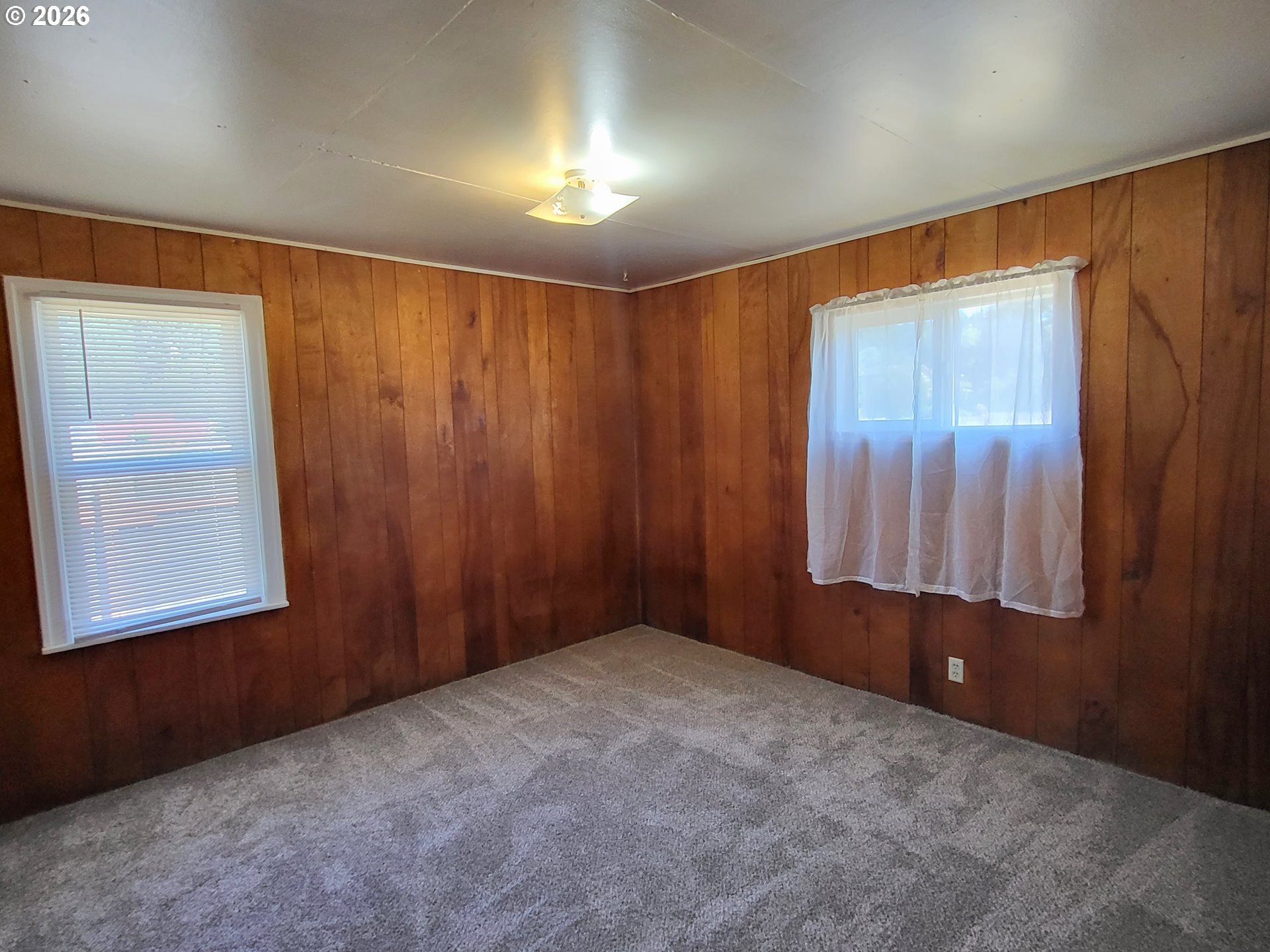 Property photo 9 of 12