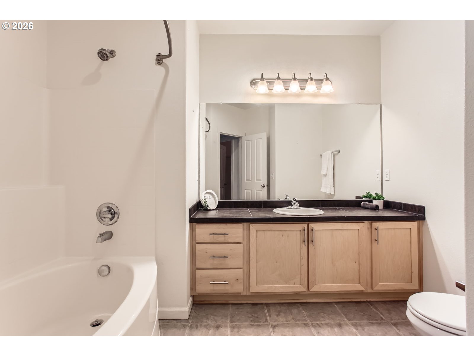 Photo #16: 426993495 Listing: Photo #16