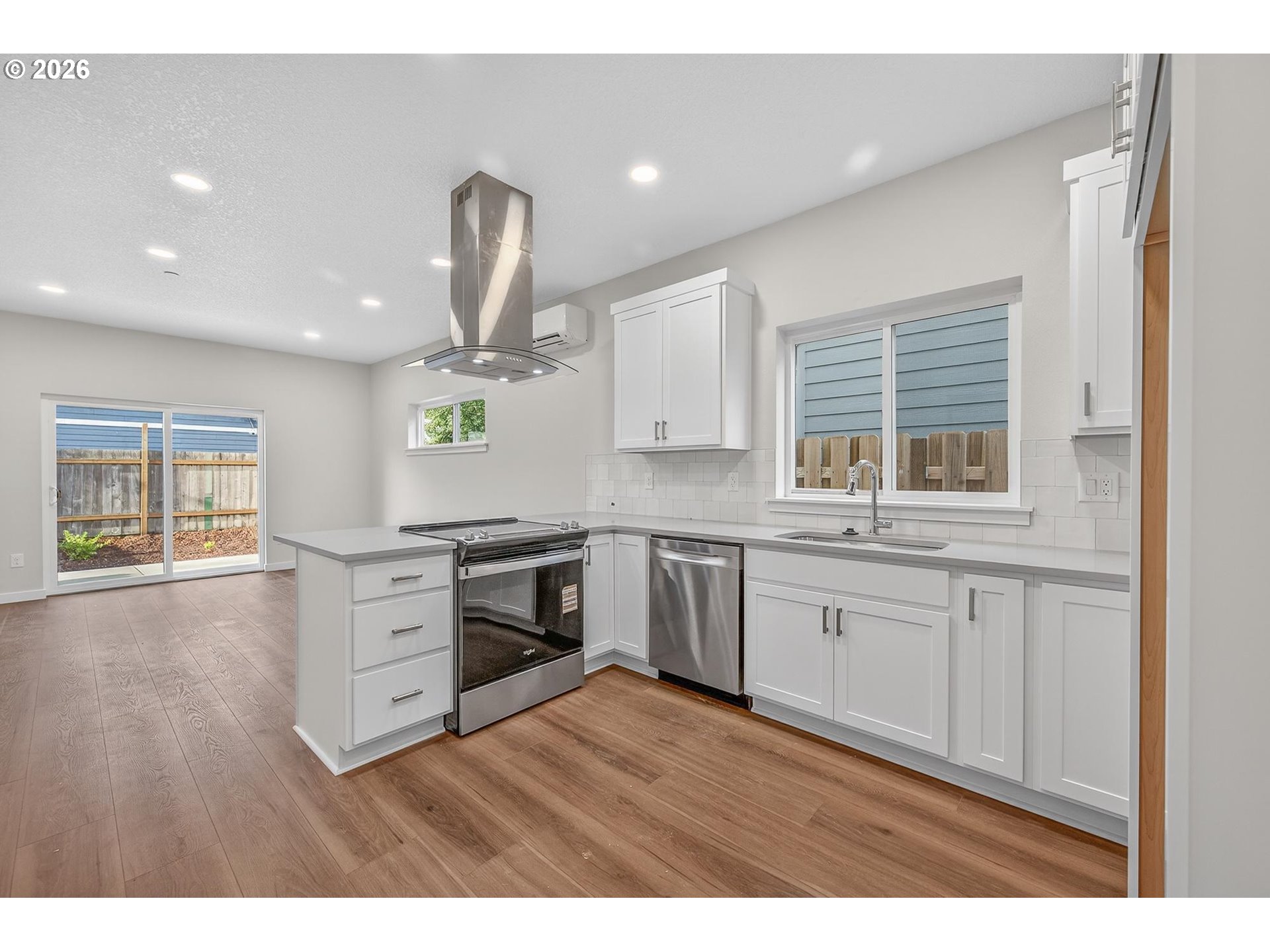 Photo #7: 427358593 Listing: Photo #7