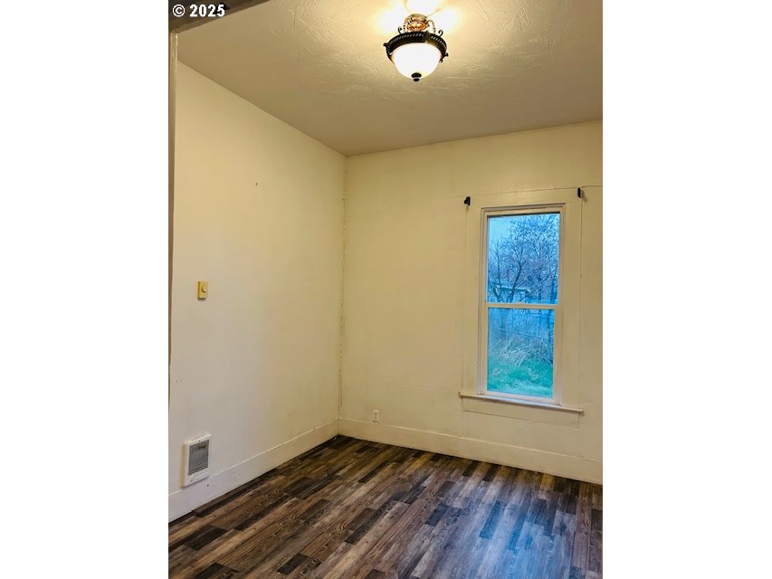 1914 SE COURT AVE, Pendleton, OR, 97801