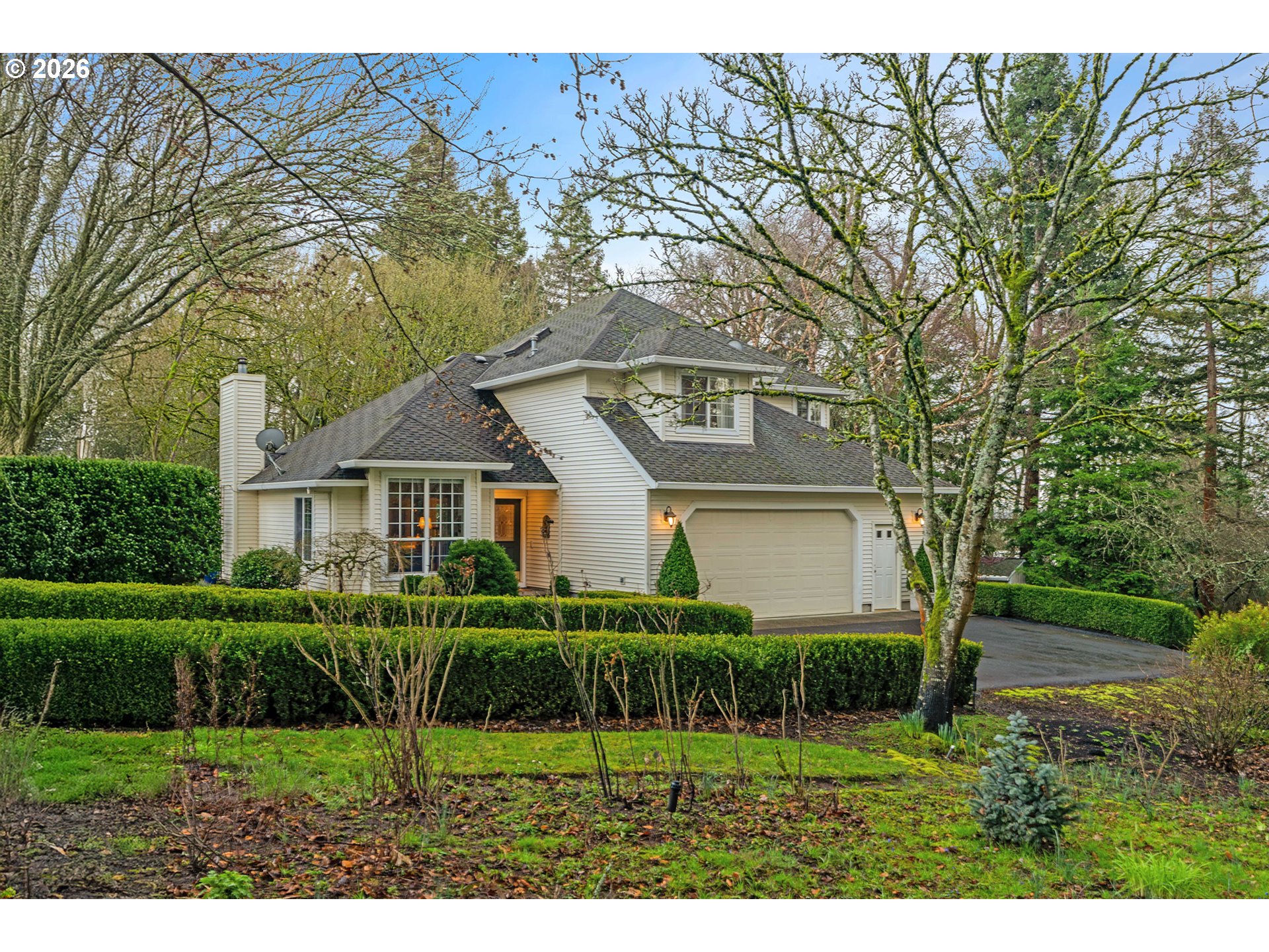 133 SHELTON MCMURPHEY BLVD, Eugene, OR, 97401