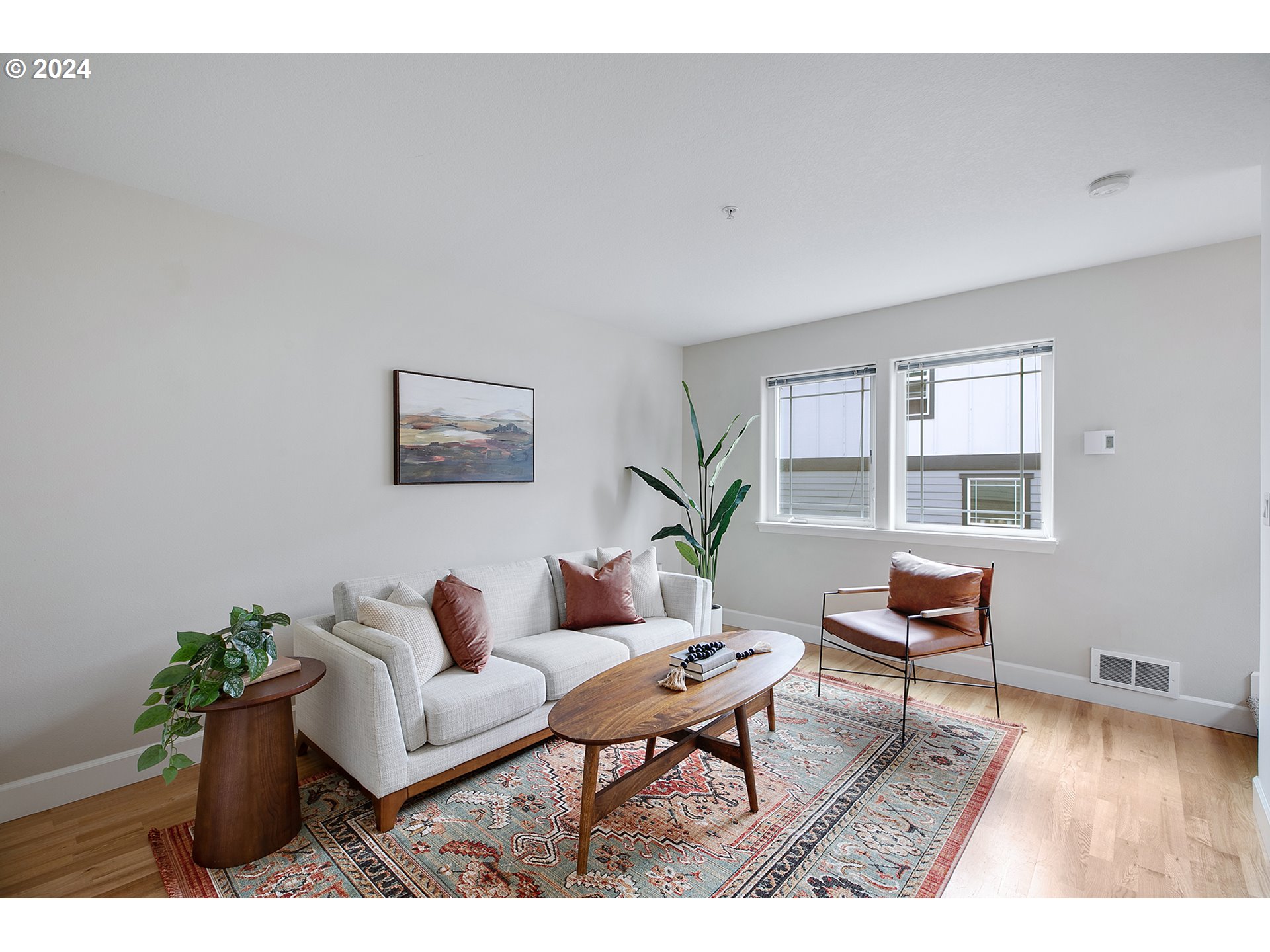 Photo #4: 428341777 Listing: Photo #4