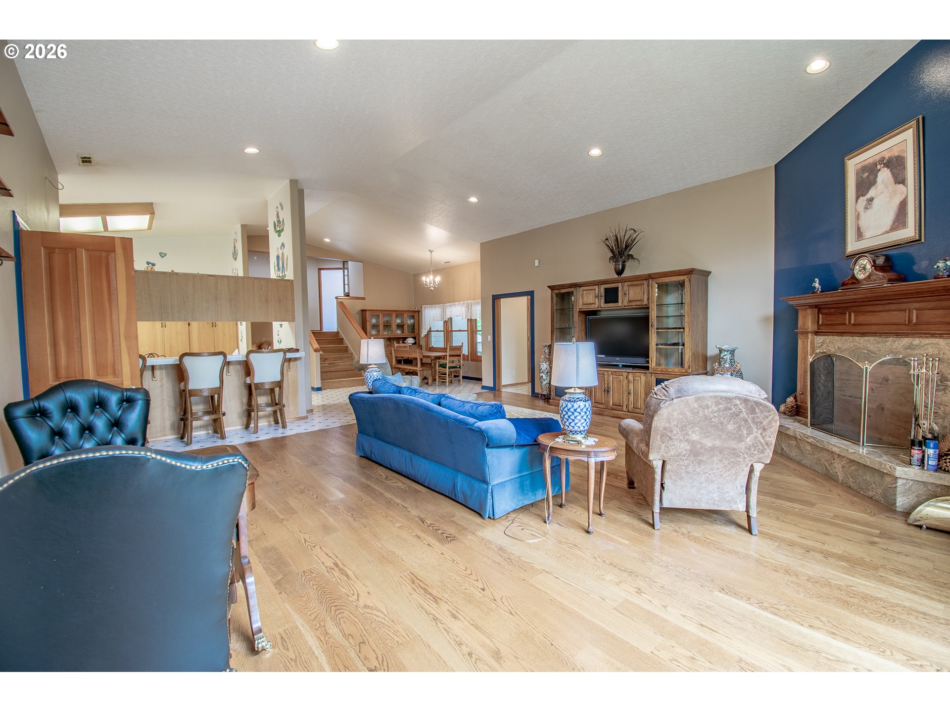 Property photo 10 of 48
