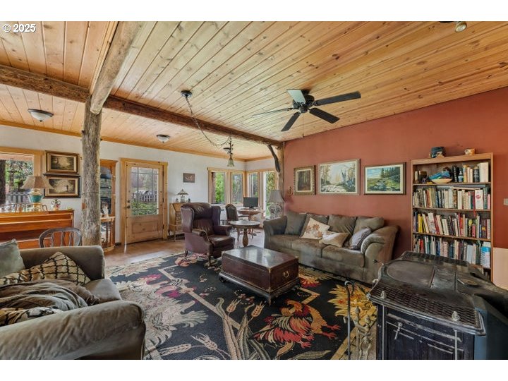 6425 LAKE SHORE DR, Selma, OR, 97538