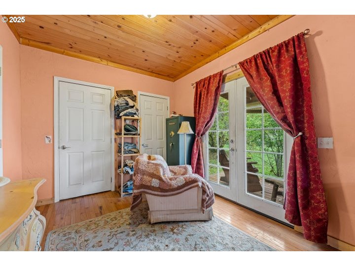 6425 LAKE SHORE DR, Selma, OR, 97538