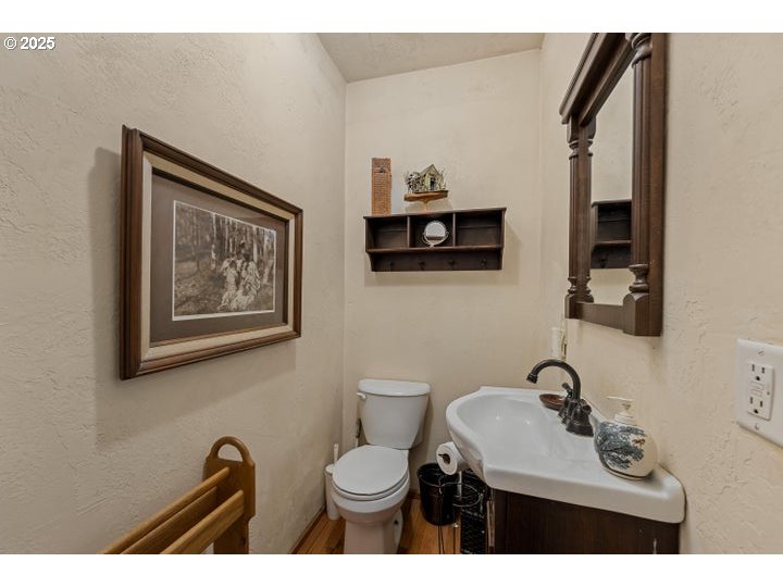 6425 LAKE SHORE DR, Selma, OR, 97538