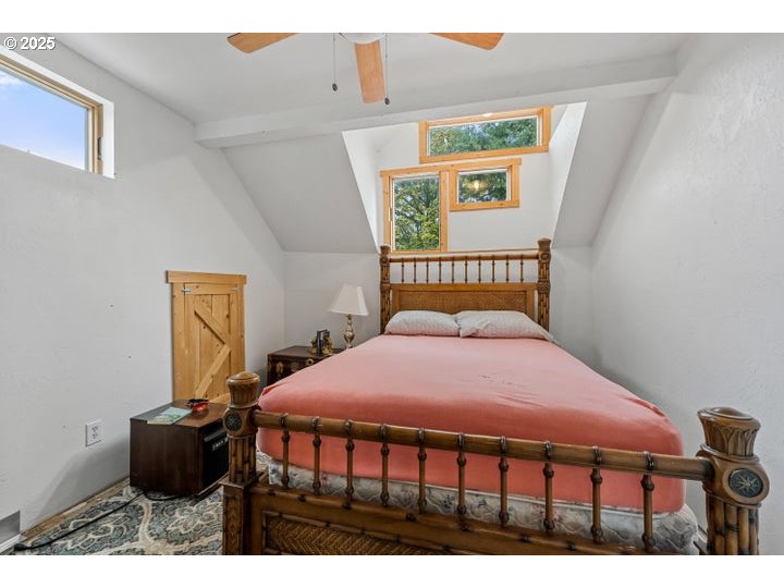 6425 LAKE SHORE DR, Selma, OR, 97538