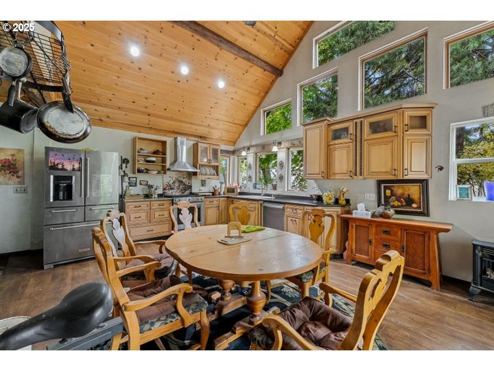 6425 LAKE SHORE DR, Selma, OR, 97538