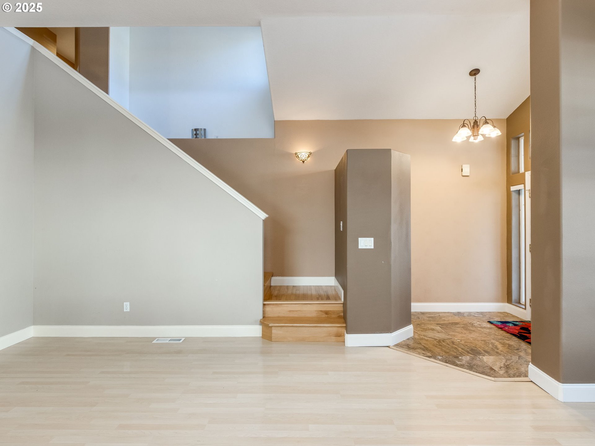 15446 SE HONEYSUCKLE WAY, Clackamas, OR, 97015