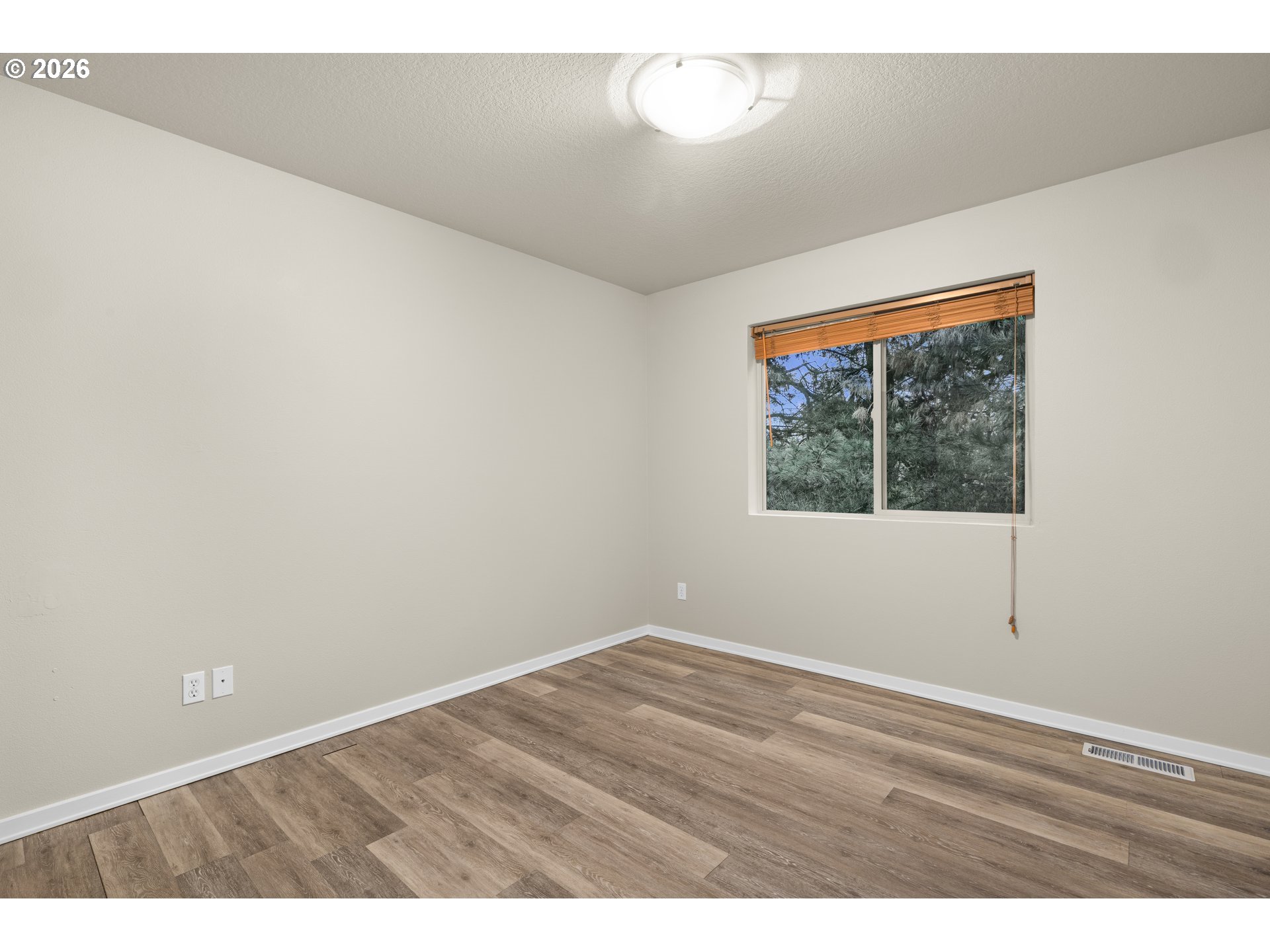 Photo #16: 429688494 Listing: Photo #16