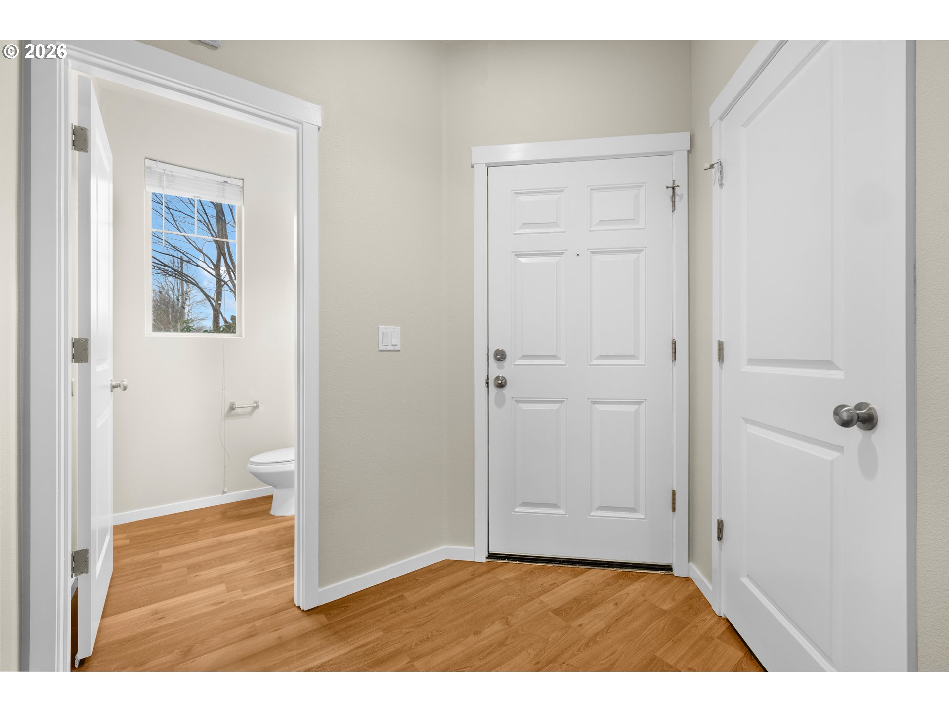 Photo #2: 429688494 Listing: Photo #2