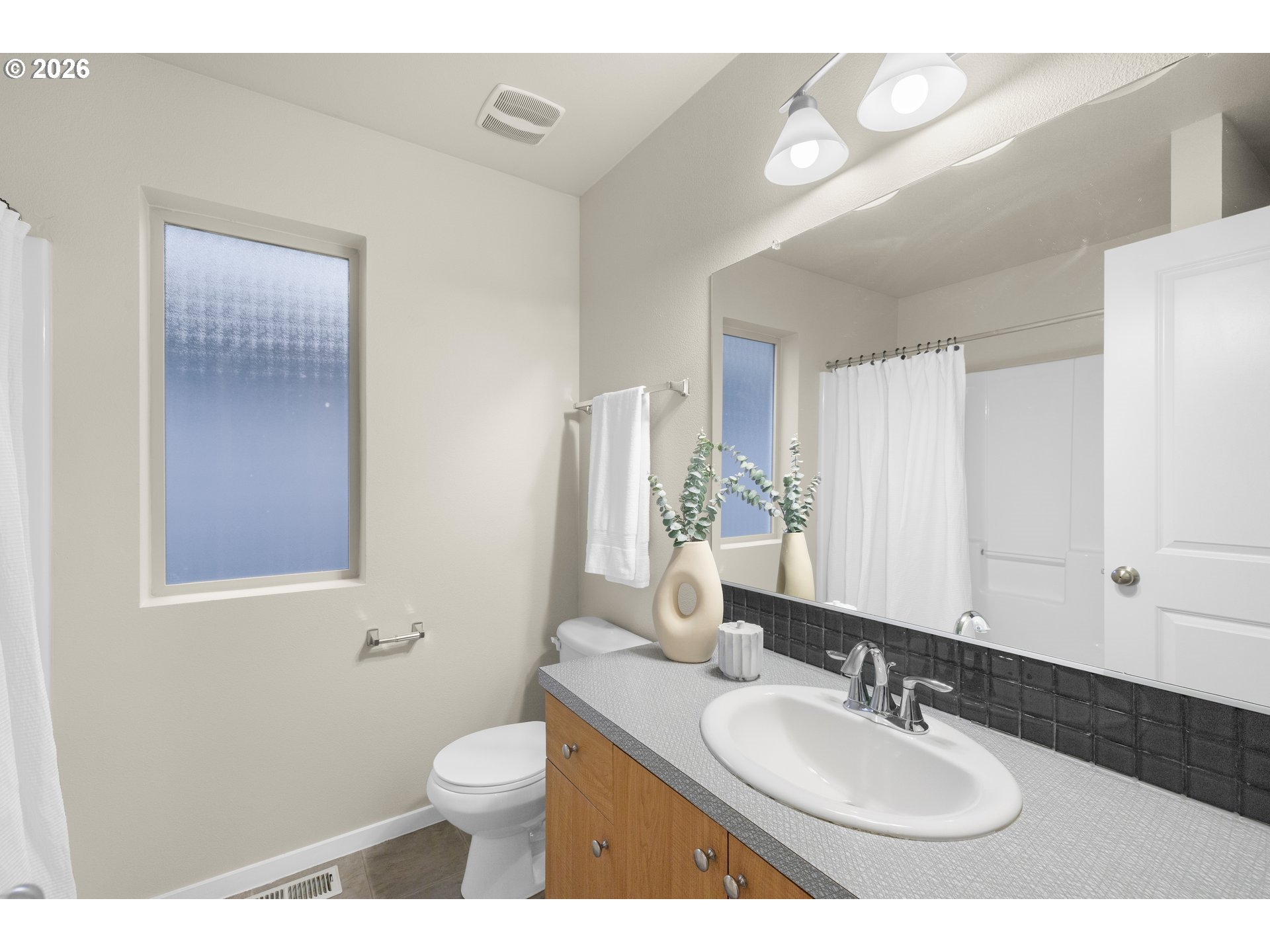 Photo #17: 429688494 Listing: Photo #17