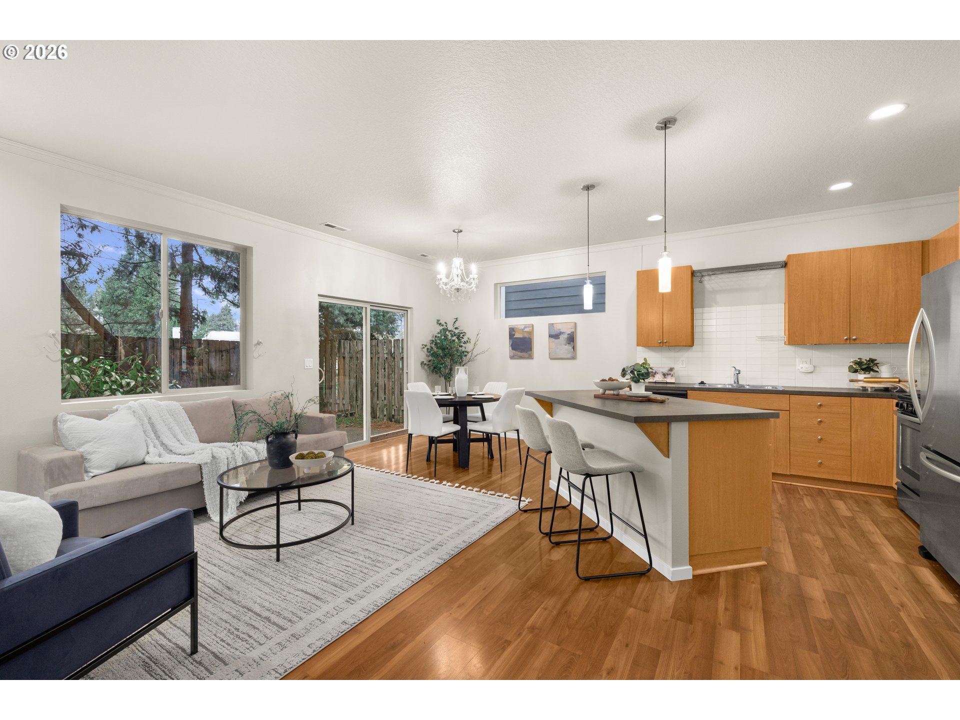 Photo #3: 429688494 Listing: Photo #3