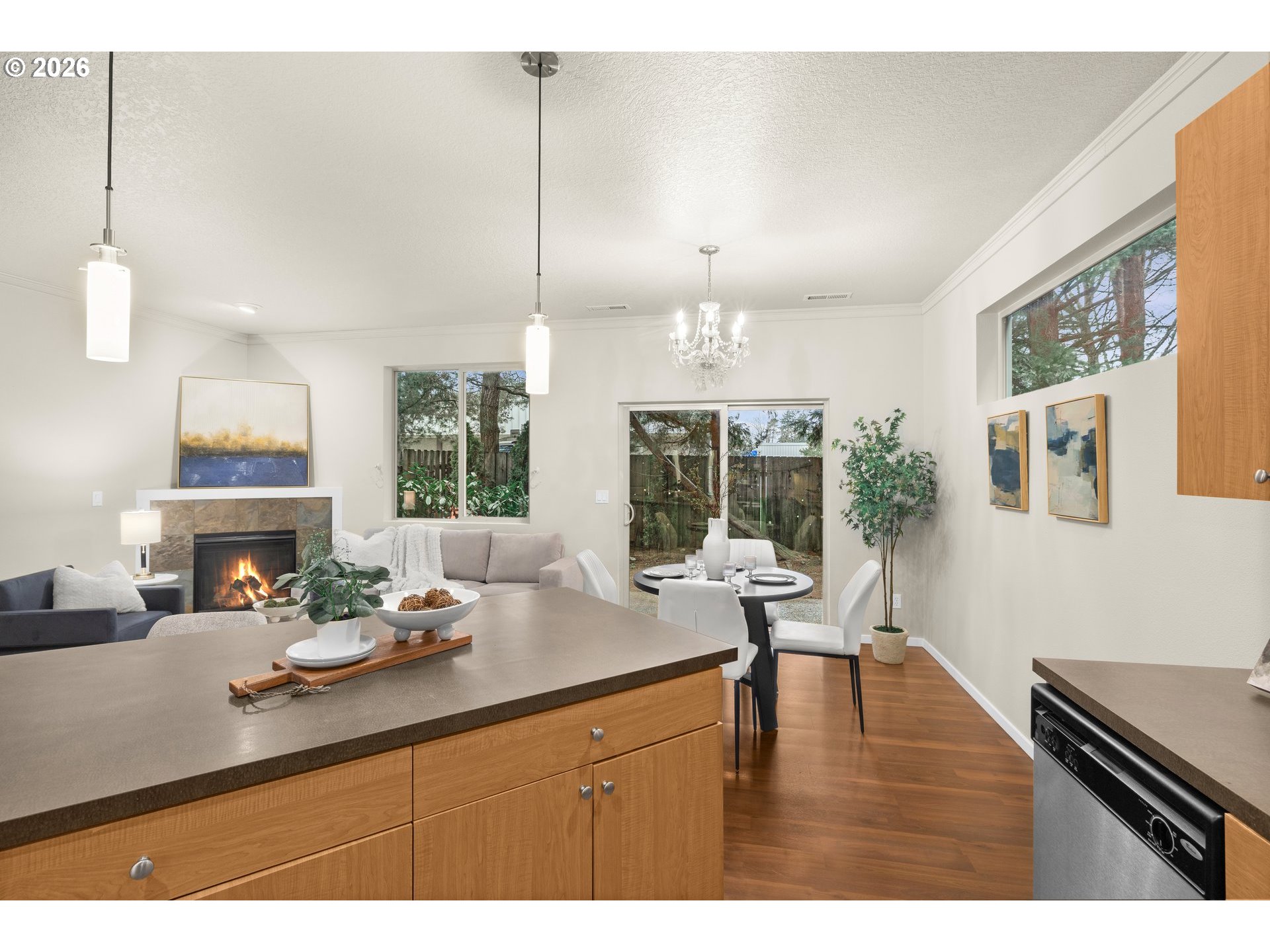 Photo #8: 429688494 Listing: Photo #8