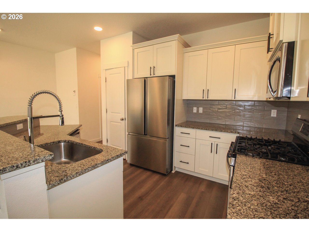 842 S 22ND AVE, Cornelius, OR, 97113