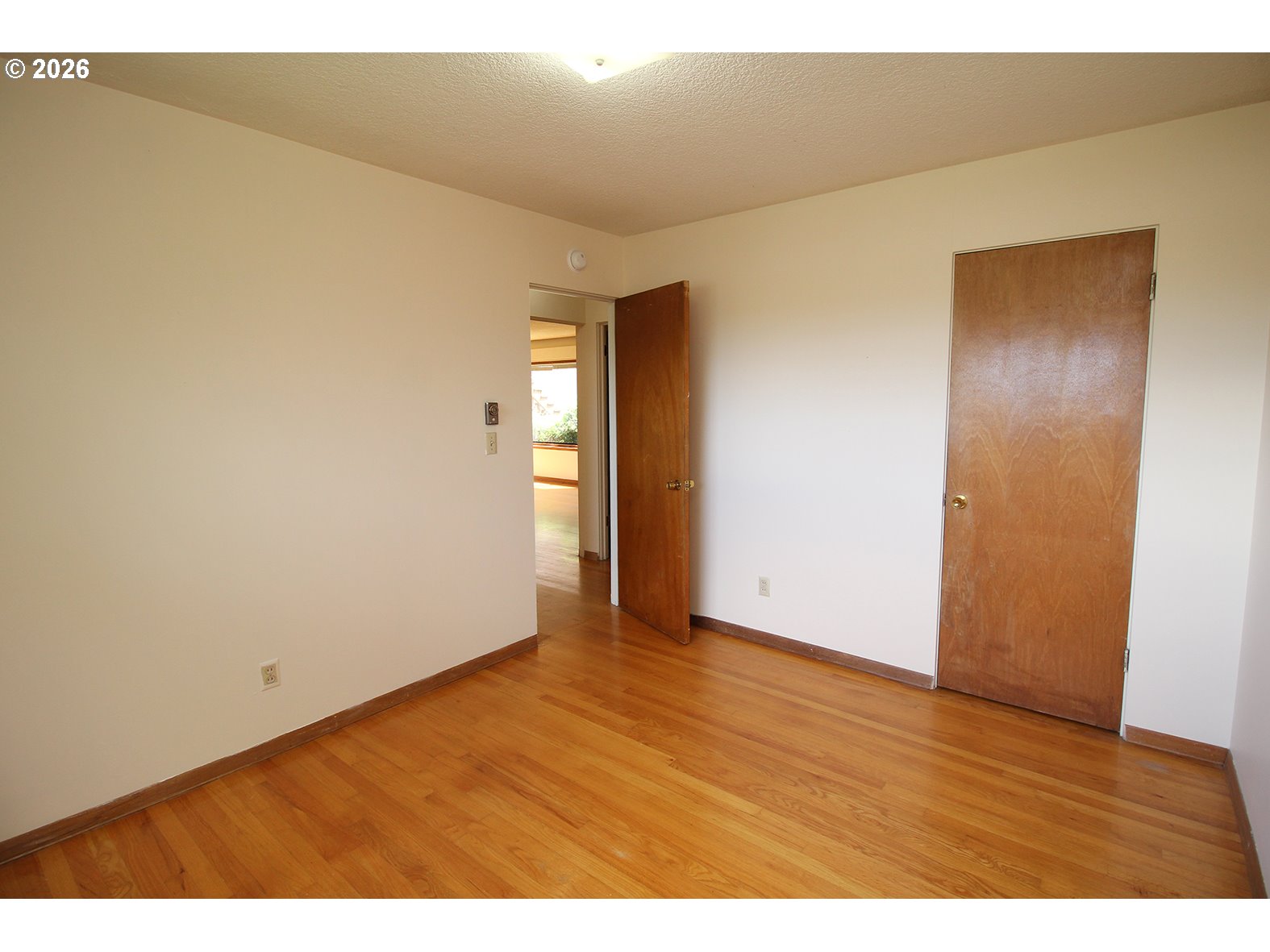 2575 NW LOVEJOY ST, Portland, OR, 97210