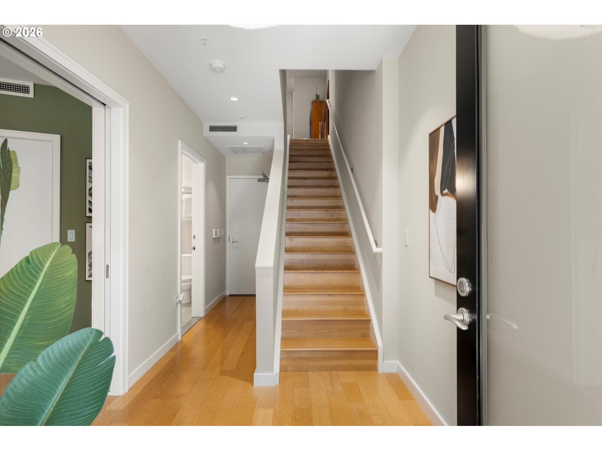 Photo #3: 430640557 Listing: Photo #3