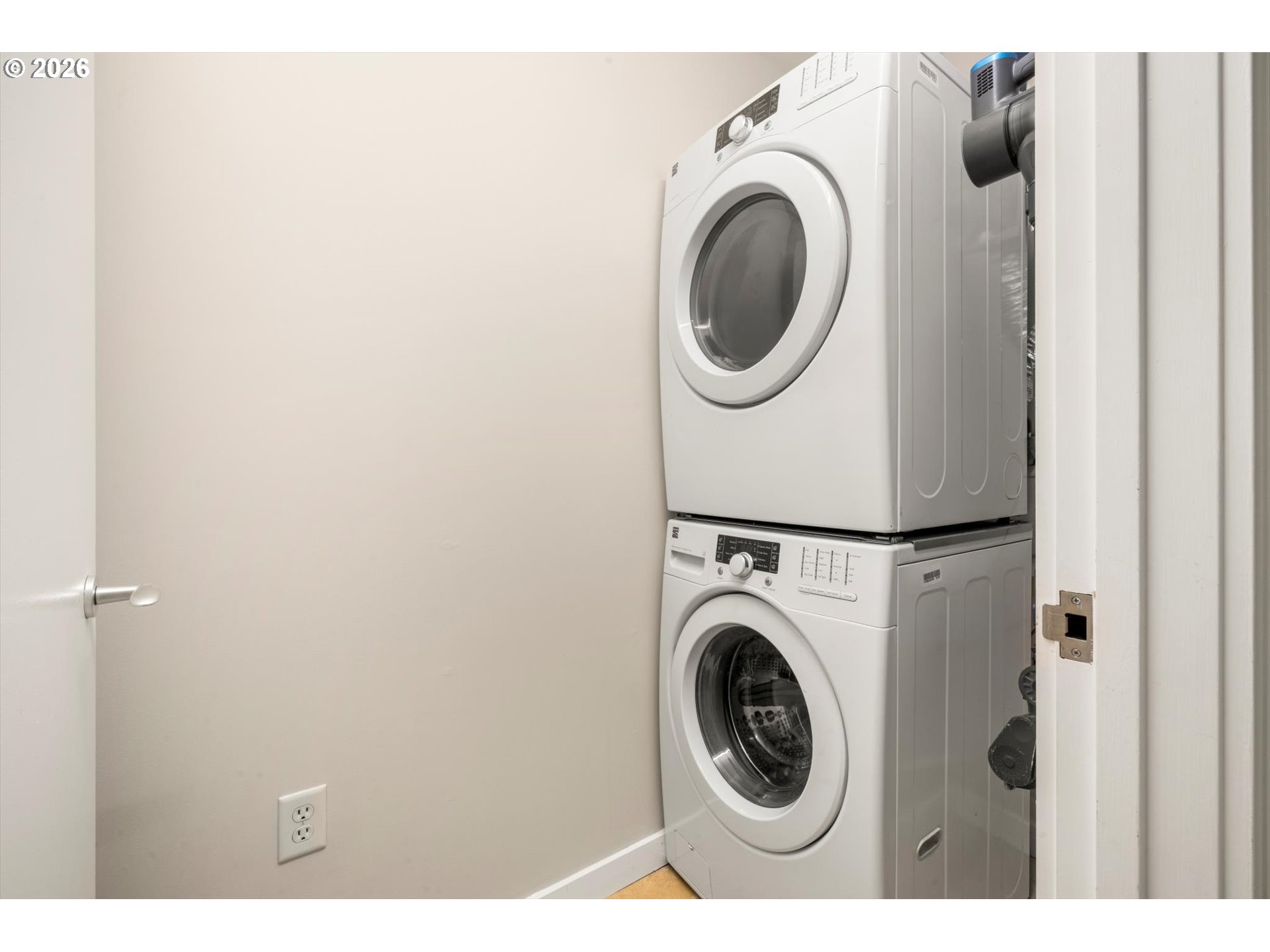 Photo #30: 430640557 Listing: Photo #30