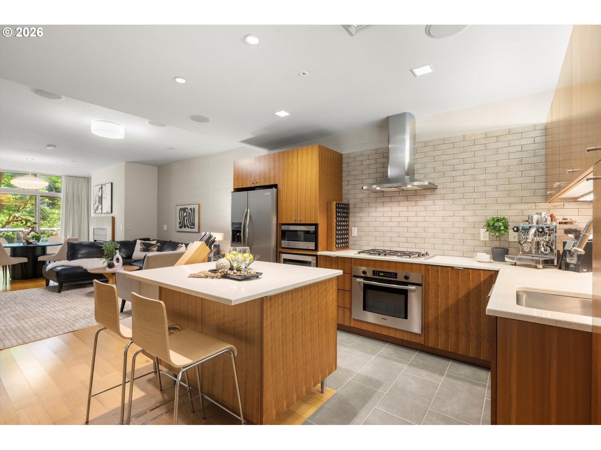 Photo #9: 430640557 Listing: Photo #9