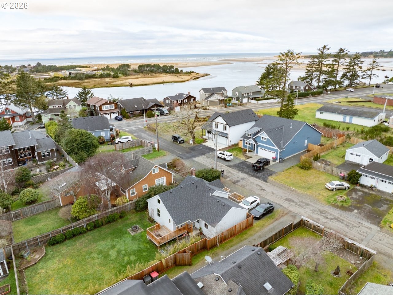 811 17TH AVE, Seaside, OR, 97138