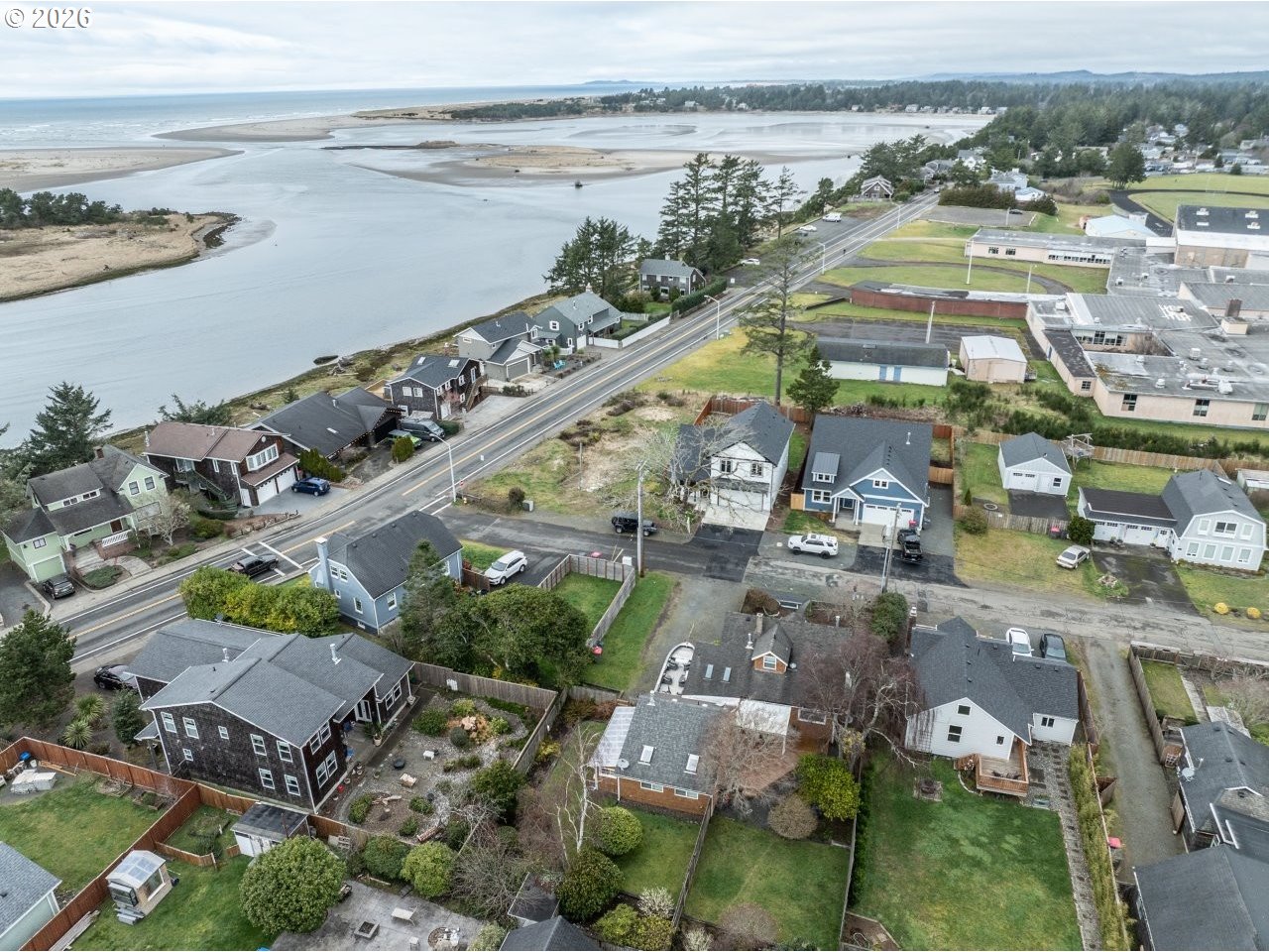 811 17TH AVE, Seaside, OR, 97138